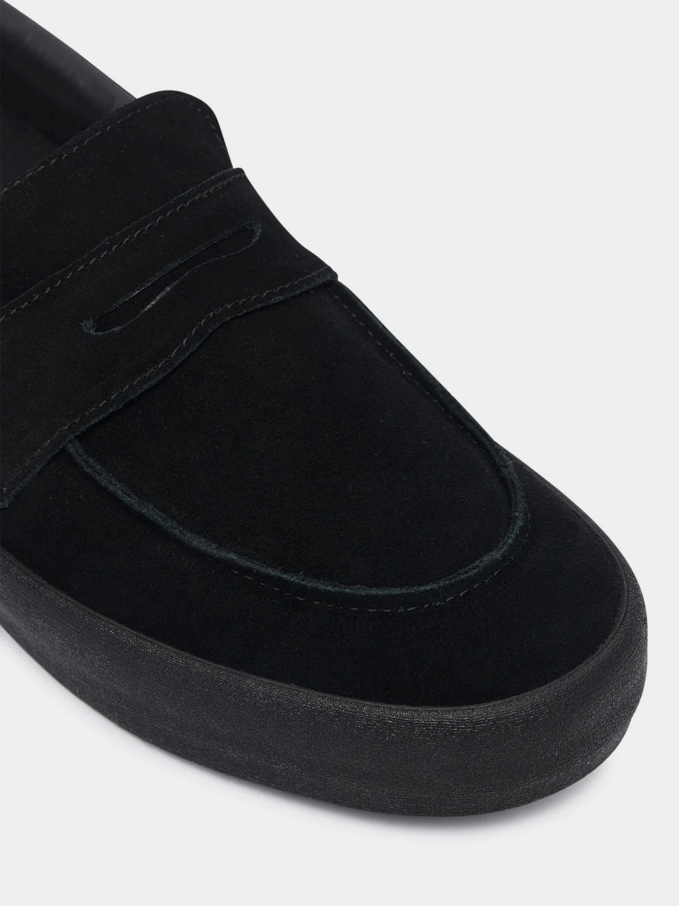 Туфлі та лофери Vans SKATE LOAFER модель VN000VA6BKA1 Туфлі та лофери Vans SKATE LOAFER модель VN000VA6BKA1 Фото