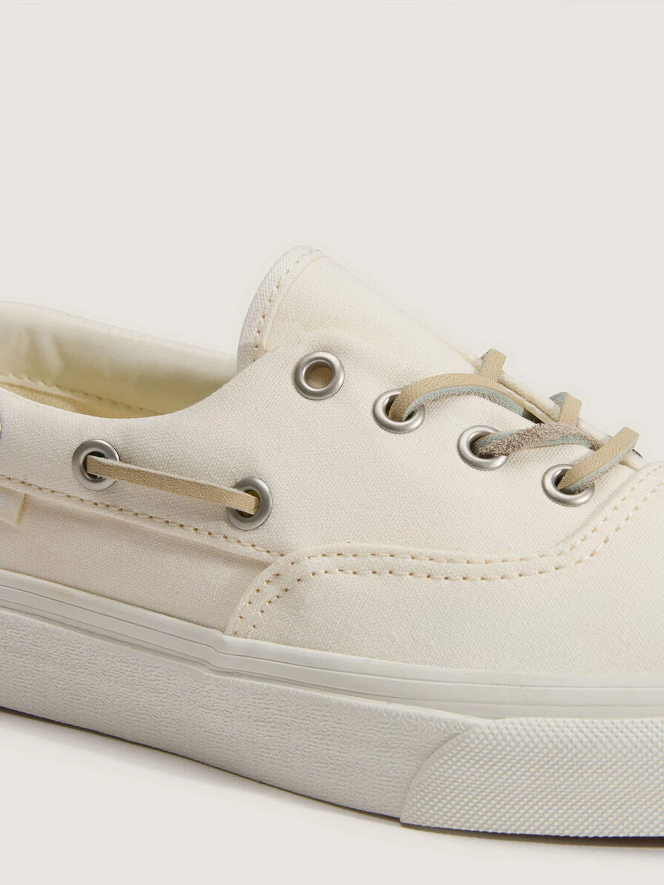 Сліпони та мокасини Vans AUTHENTIC BOAT SHOE модель VN000Z6WCCZ1 Сліпони та мокасини Vans AUTHENTIC BOAT SHOE модель VN000Z6WCCZ1 Фото