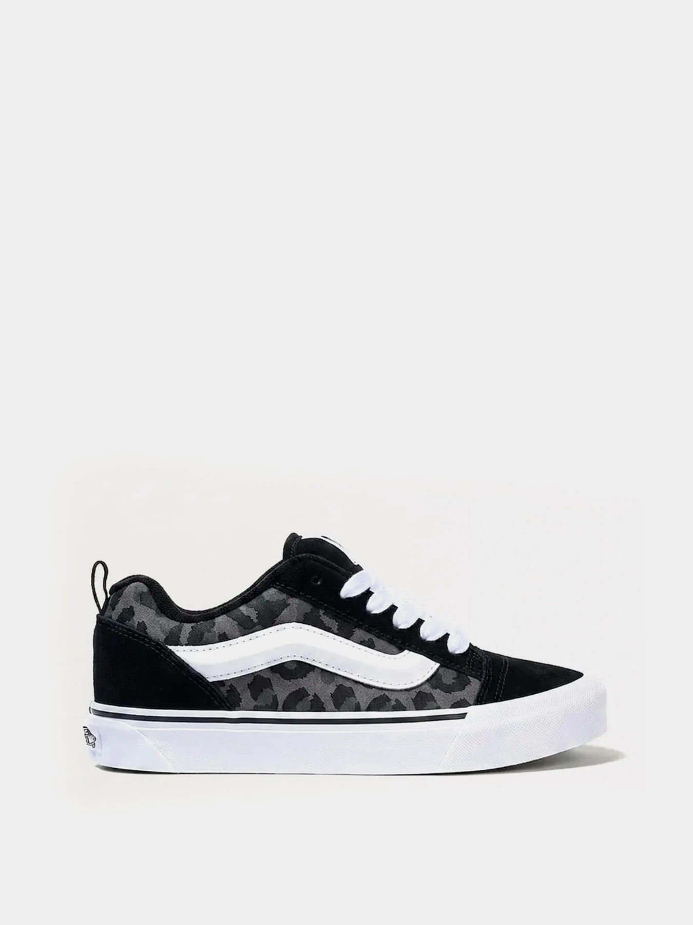 Кеды Vans KNU SKOOL модель VN000Z8XBLK1 Кеды Vans KNU SKOOL модель VN000Z8XBLK1 Фото