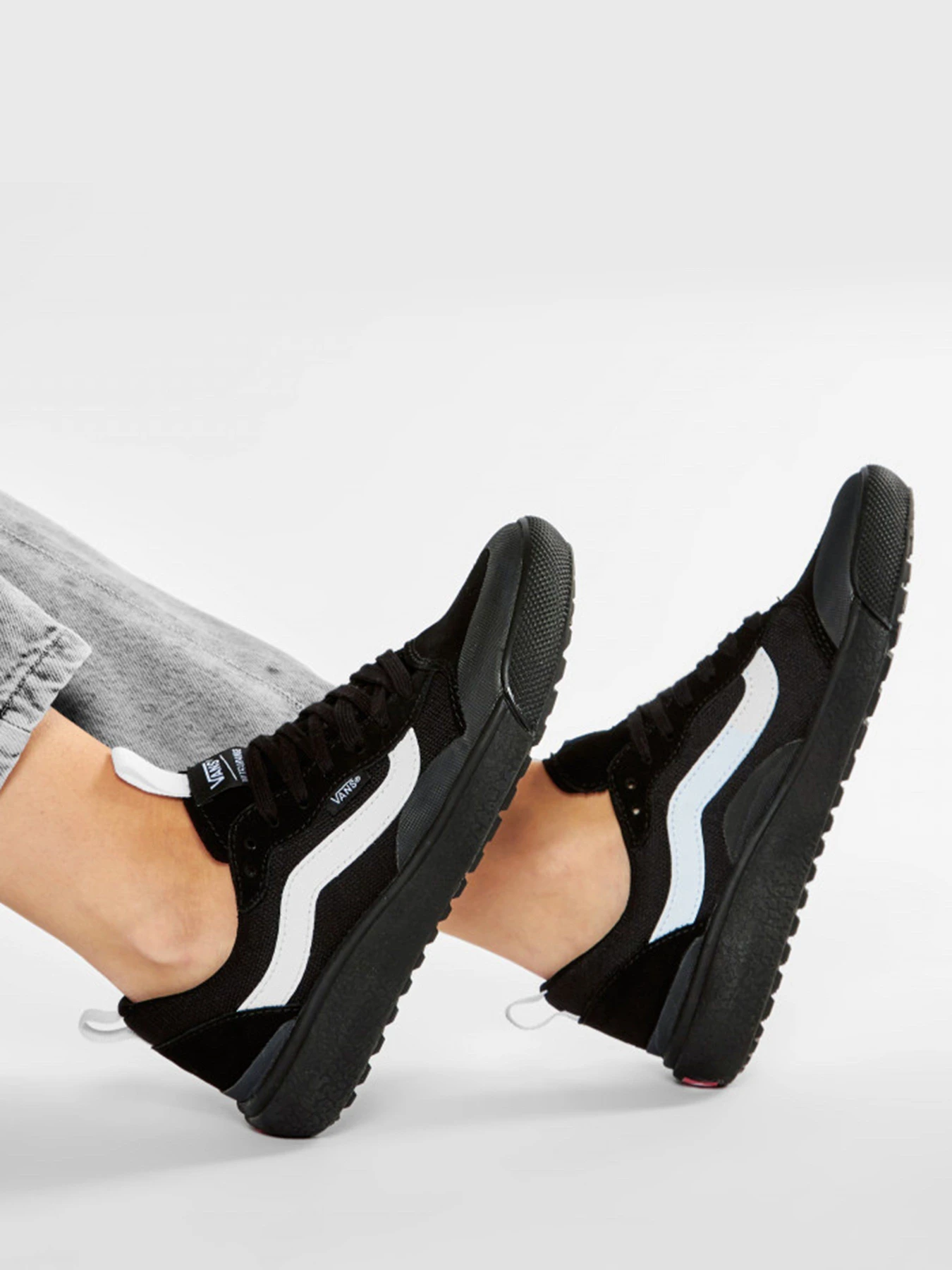 Кросівки Vans UltraRange EXO SE модель VN0A4UWMBLK1 Кросівки Vans UltraRange EXO SE модель VN0A4UWMBLK1 Фото