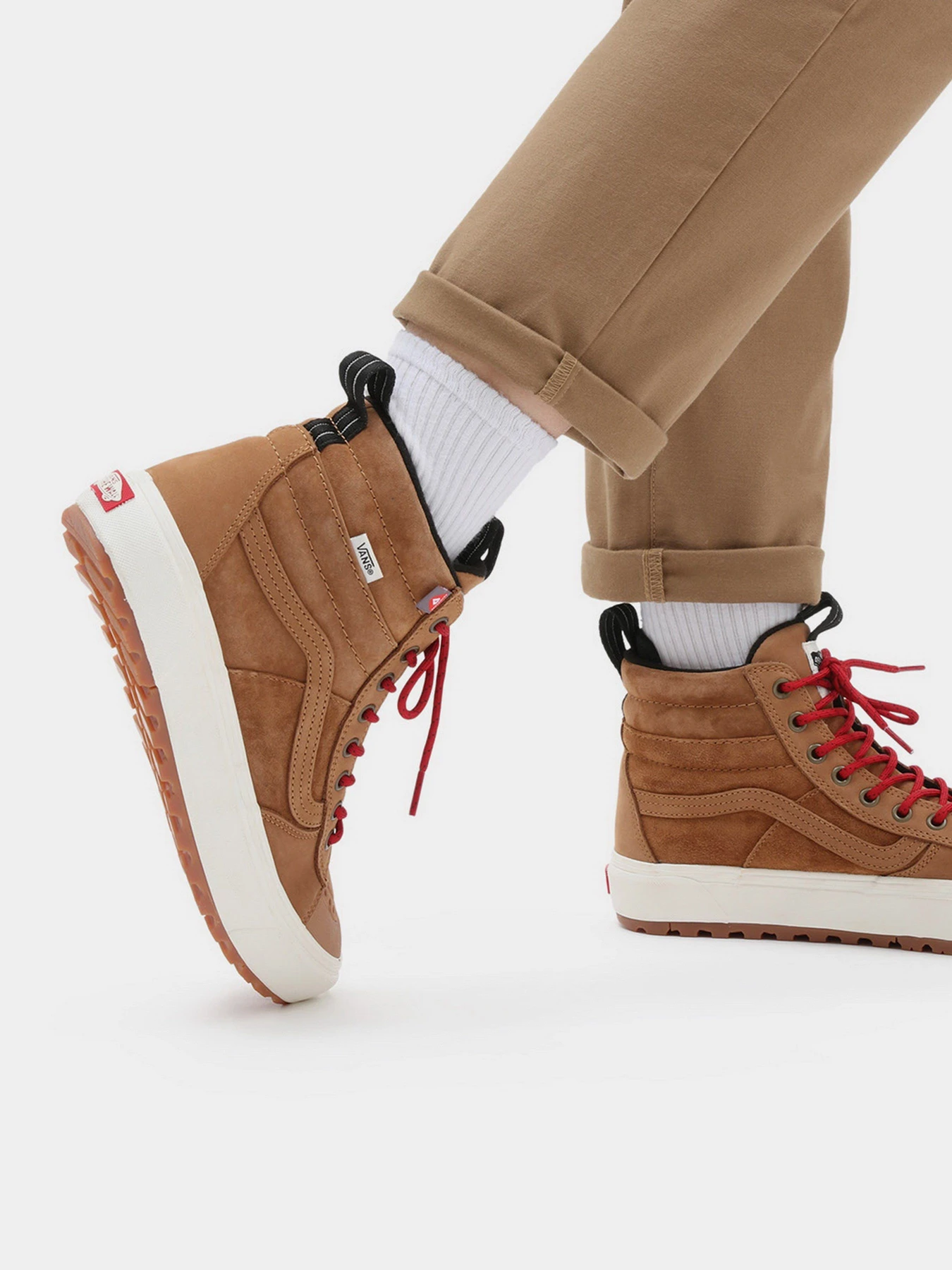 Черевики та чоботи Vans SK8-HI MTE-2 модель VN0A5HZZGWU1 Черевики та чоботи Vans SK8-HI MTE-2 модель VN0A5HZZGWU1 Фото