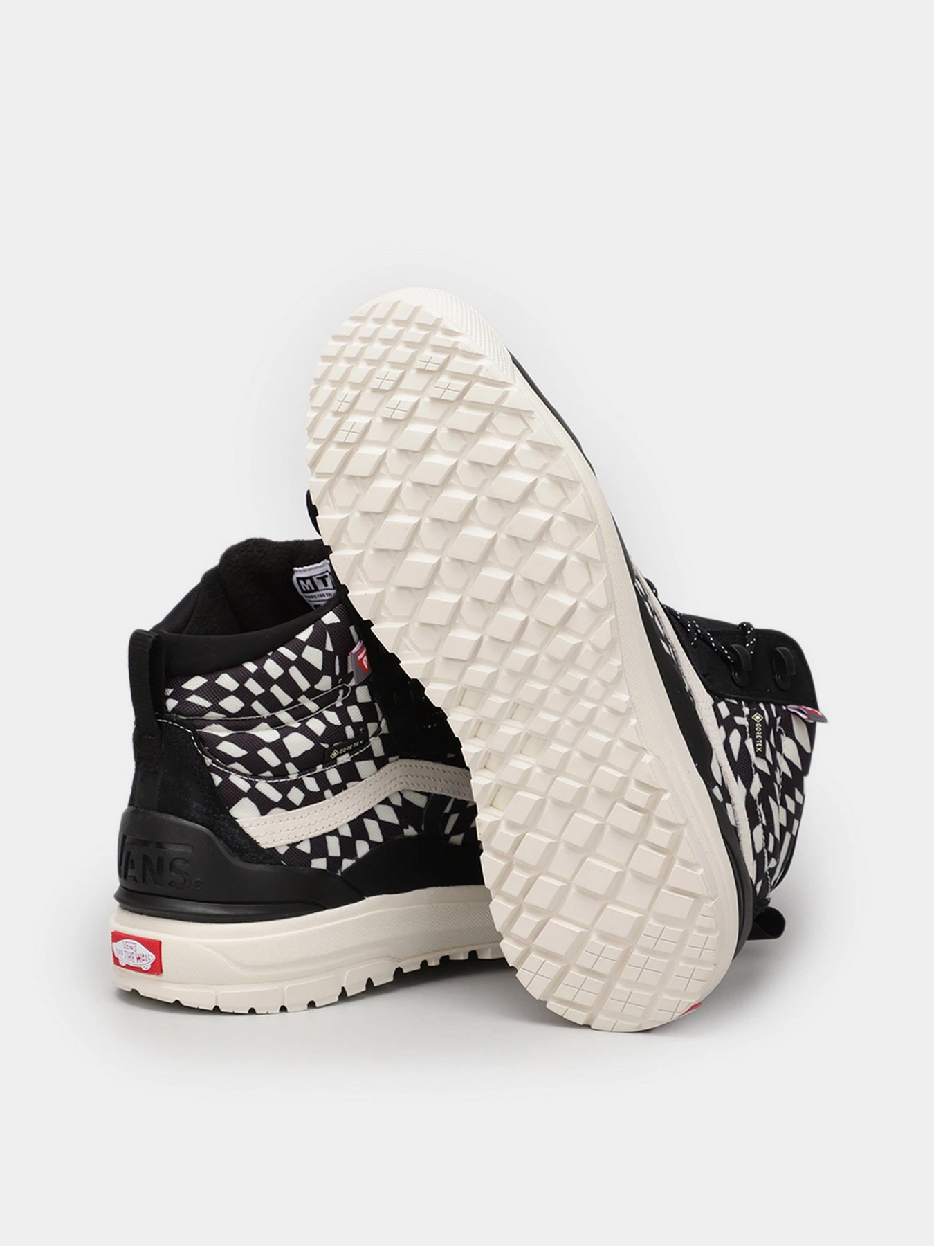 Ботинки и сапоги Vans Ultrarange Exo Hi Gore-Tex Mte-2 модель VN0A5KS66KZ1 Ботинки и сапоги Vans Ultrarange Exo Hi Gore-Tex Mte-2 модель VN0A5KS66KZ1 Фото