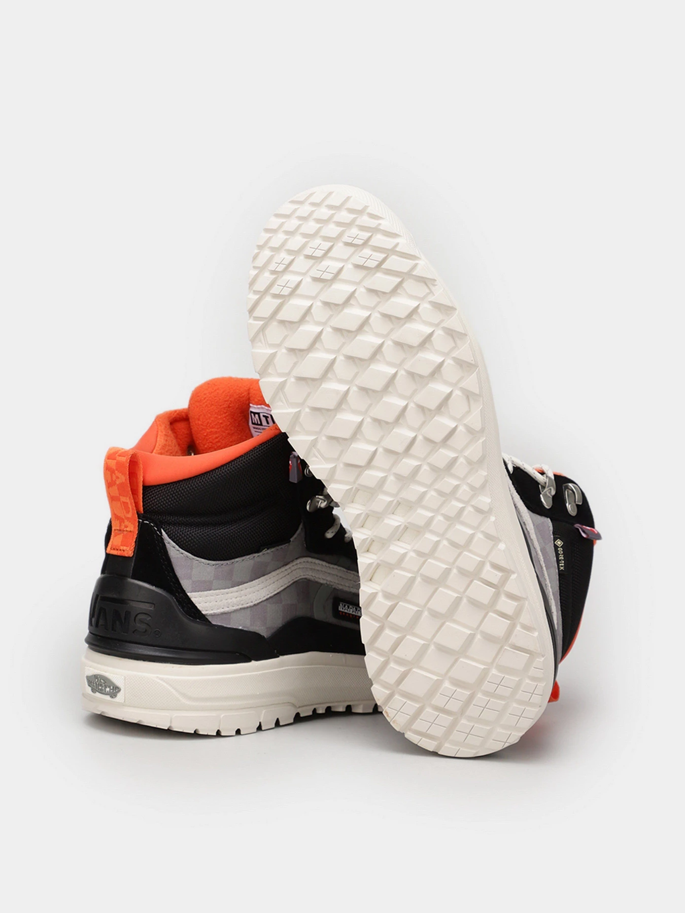 Ботинки и сапоги Vans х Napapijri Ultrarange Exo Hi Gore-Tex Mte-2 модель VN0A5KXWA6Y1 Ботинки и сапоги Vans х Napapijri Ultrarange Exo Hi Gore-Tex Mte-2 модель VN0A5KXWA6Y1 Фото