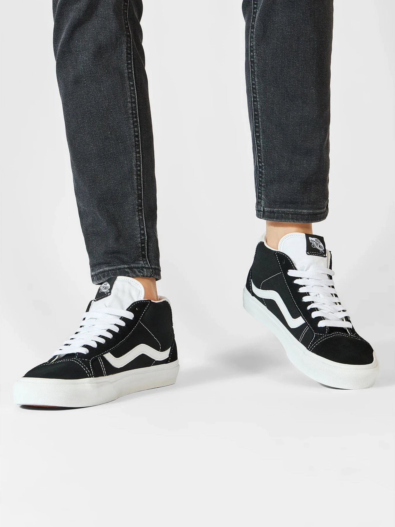 Кеды Vans Mid Skool 37 модель VN0A3TKF6BT1 Фото