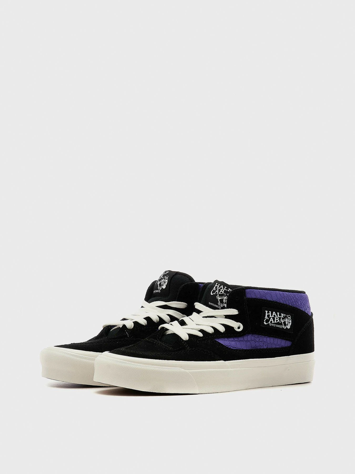 Кеды Vans Half Cab 33 DX модель VN0A5KX6B3D1 Кеды Vans Half Cab 33 DX модель VN0A5KX6B3D1 Фото