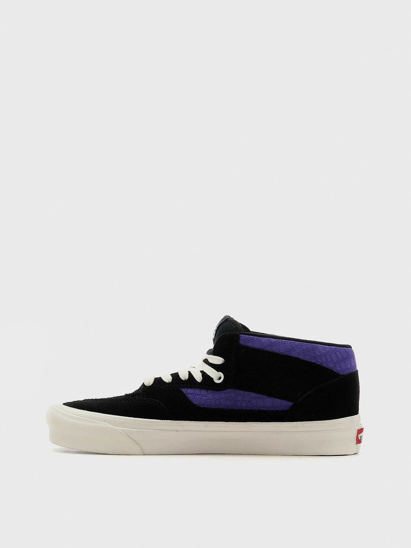 Кеды Vans Half Cab 33 DX модель VN0A5KX6B3D1 Кеды Vans Half Cab 33 DX модель VN0A5KX6B3D1 Фото