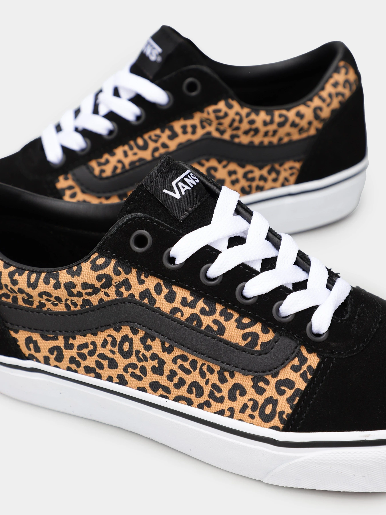 Кеды Vans Ward модель VN0A5HYO36I1 Кеды Vans Ward модель VN0A5HYO36I1 Фото