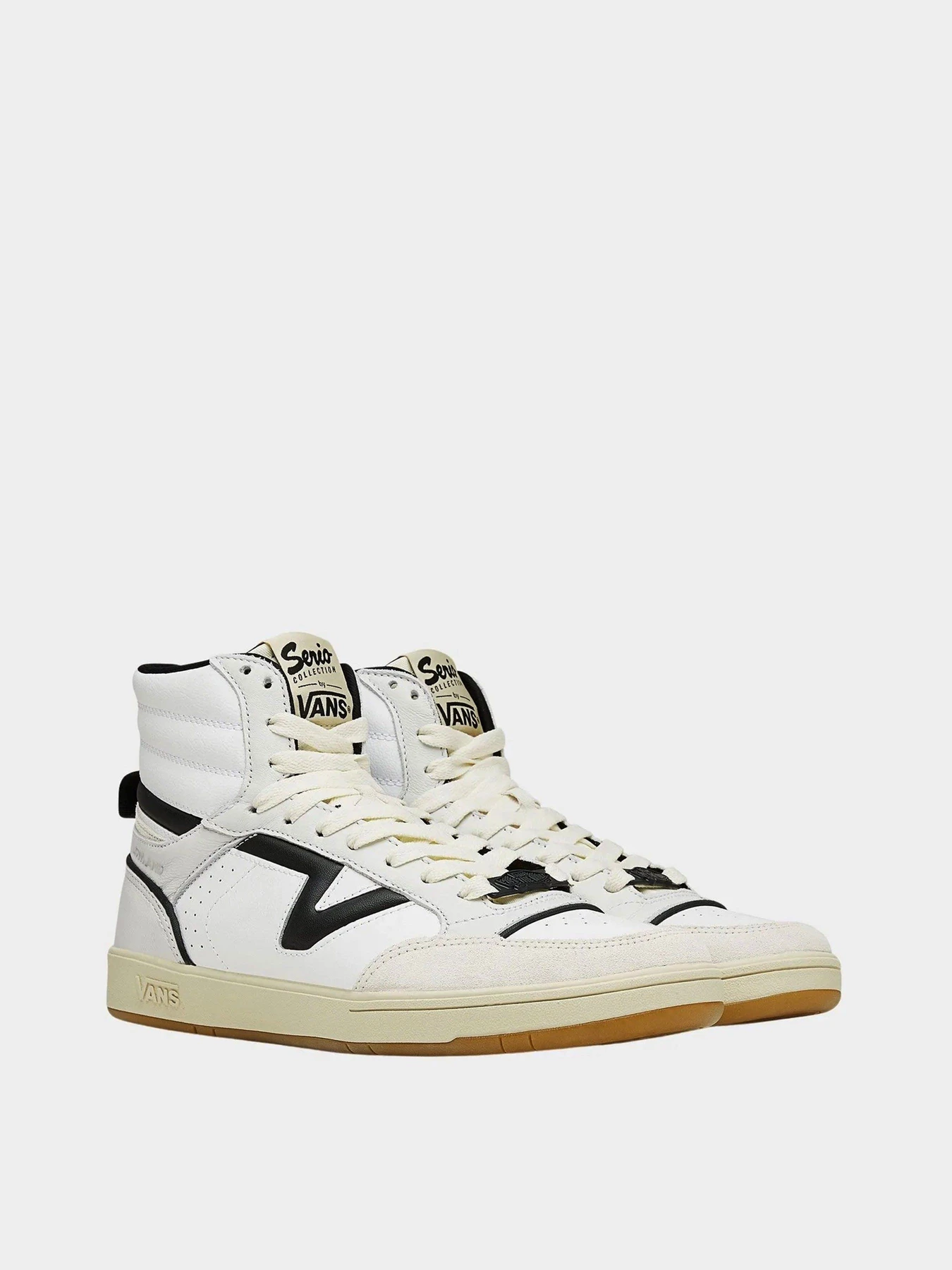 Кеди Vans SERIO COLLECTION LOWLAND HI COMFYCUSH JMP модель VN0A7Q4Q6BT1 Кеди Vans SERIO COLLECTION LOWLAND HI COMFYCUSH JMP модель VN0A7Q4Q6BT1 Фото