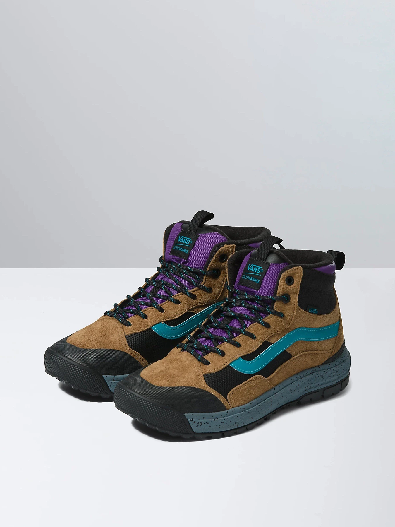 Ботинки и сапоги Vans Ultrarange Exo Hi Mte-1 модель VN0A5KS5FSU1 Ботинки и сапоги Vans Ultrarange Exo Hi Mte-1 модель VN0A5KS5FSU1 Фото