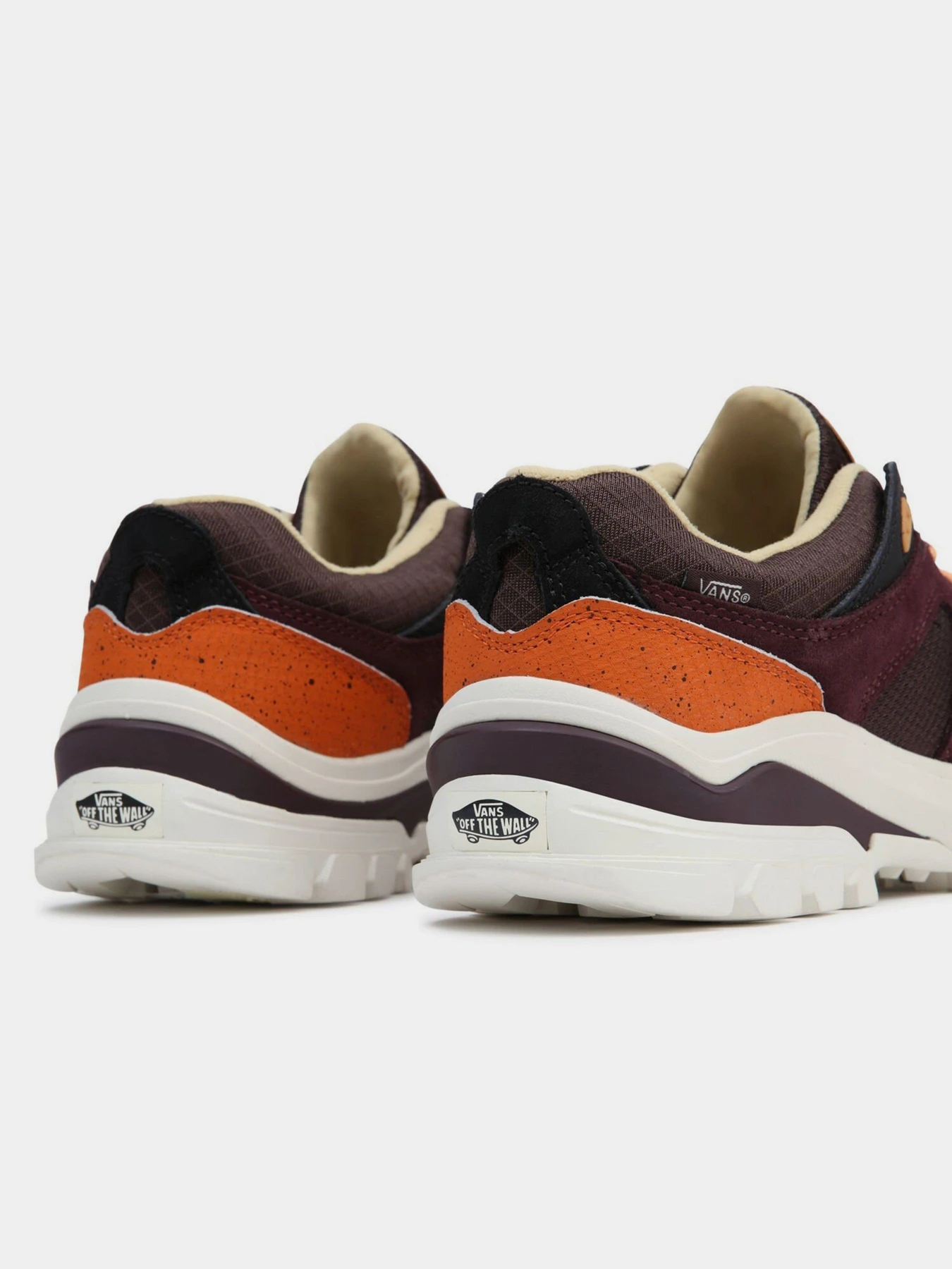 Кросівки Vans AMZN TRAILHEAD модель VN0A7TO23RK1 Кросівки Vans AMZN TRAILHEAD модель VN0A7TO23RK1 Фото