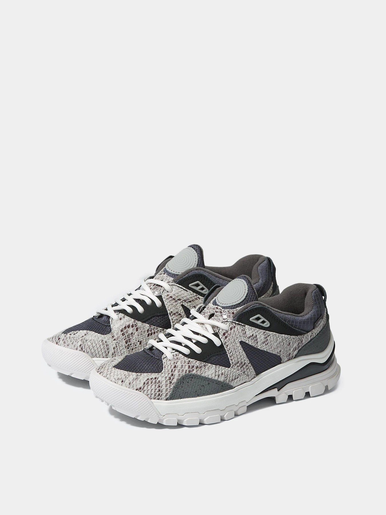 Кроссовки Vans AMZN Trailhead модель VN0A7TO292F1 Кроссовки Vans AMZN Trailhead модель VN0A7TO292F1 Фото