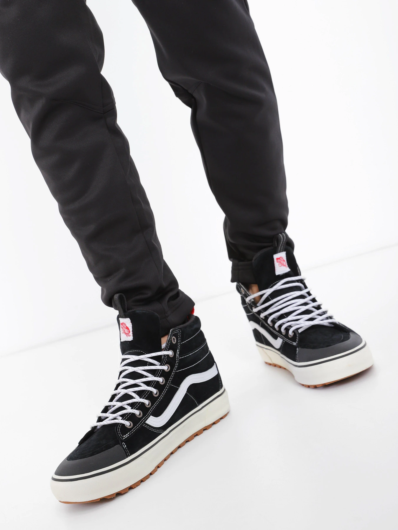 Черевики та чоботи Vans SK8-HI MTE-2 модель VN0007NK6BT1 Черевики та чоботи Vans SK8-HI MTE-2 модель VN0007NK6BT1 Фото