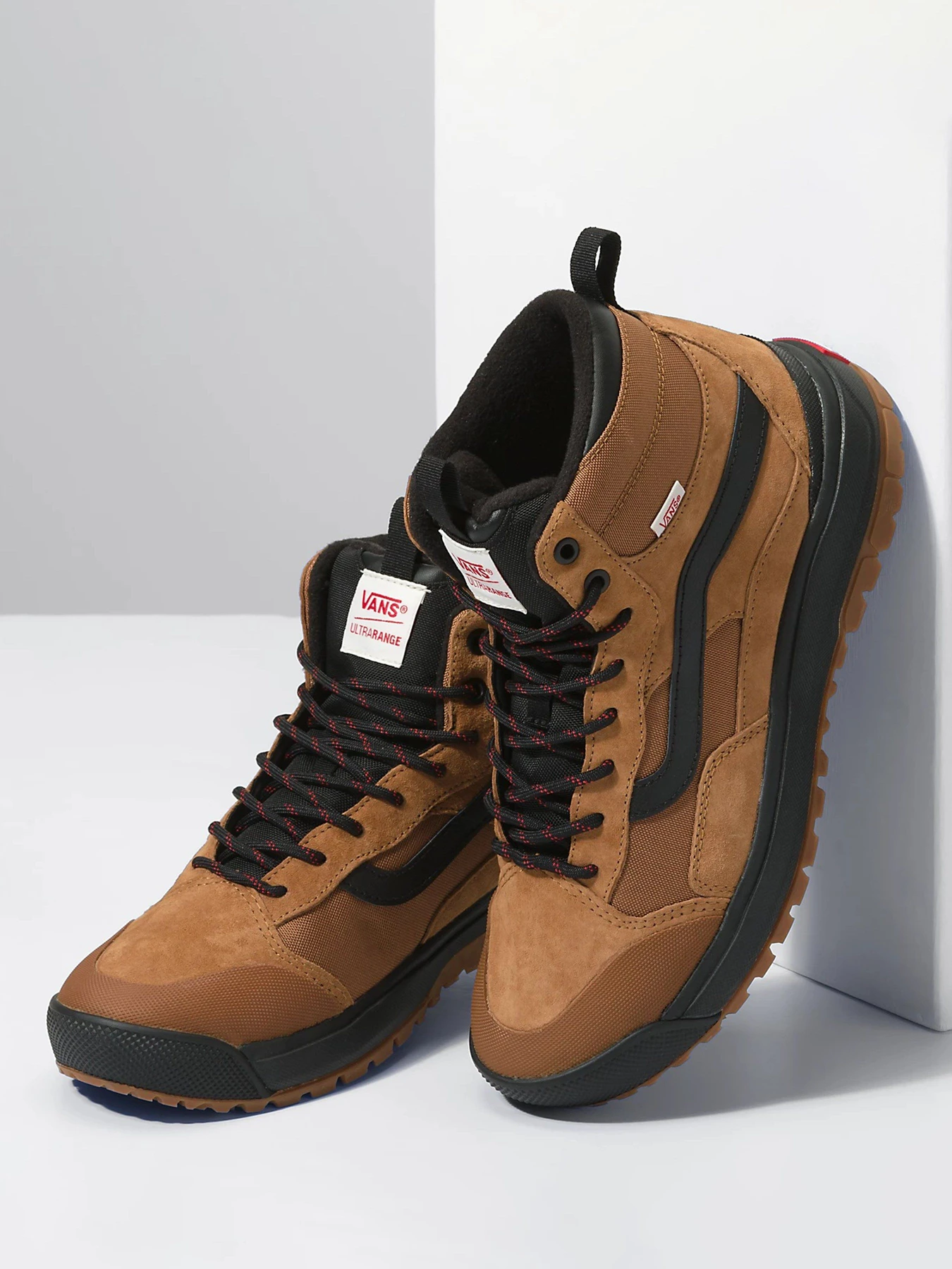 Ботинки и сапоги Vans Ultrarange Exo Hi Mte-2 модель VN0A5KS5N1Z1 Ботинки и сапоги Vans Ultrarange Exo Hi Mte-2 модель VN0A5KS5N1Z1 Фото