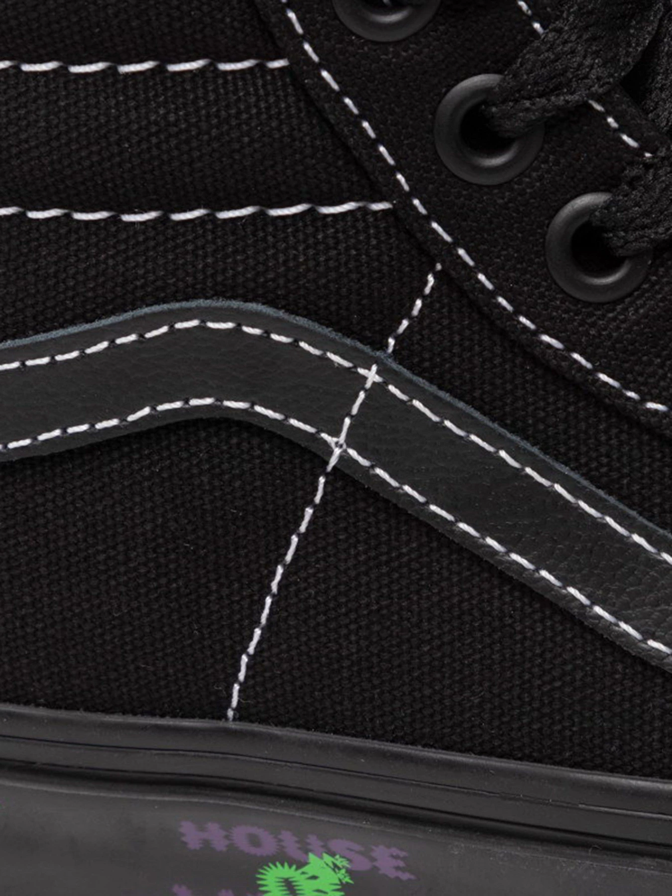 Кеды Vans SK8-HI модель VN0A7Q5N1OJ1 Кеды Vans SK8-HI модель VN0A7Q5N1OJ1 Фото