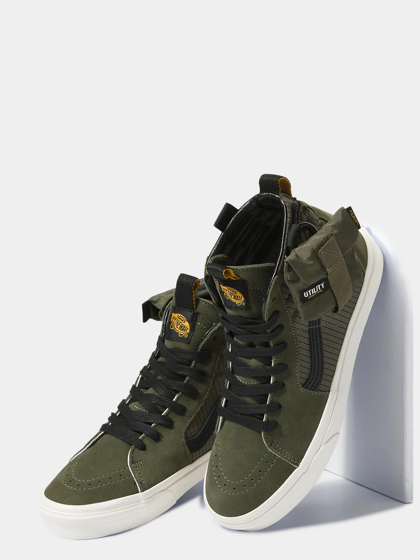 Кеды Vans SK8-HI CMMNTY модель VN0A5JMOKCZ1 Кеды Vans SK8-HI CMMNTY модель VN0A5JMOKCZ1 Фото
