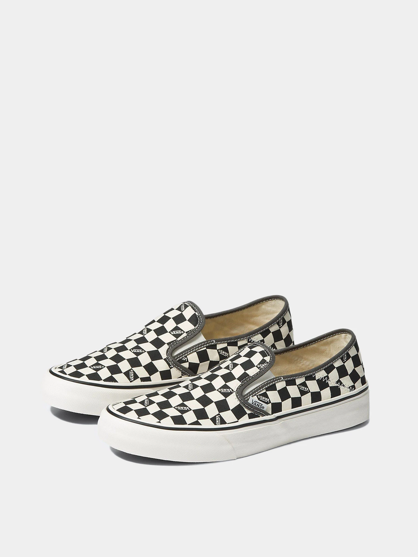 Сліпони та мокасини Vans VR3 SF модель VN0A4BX81KP1 Сліпони та мокасини Vans VR3 SF модель VN0A4BX81KP1 Фото