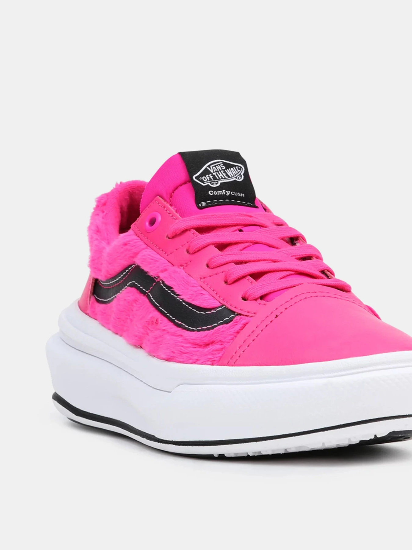 Кеди Vans OLD SKOOL OVERT модель VN0A7Q5EPNK1 Кеди Vans OLD SKOOL OVERT модель VN0A7Q5EPNK1 Фото