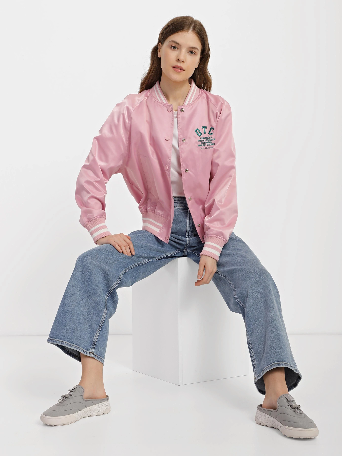 Шлёпанцы Vans Coast Mule Cc модель VN0009Q2KAQ1 Шлёпанцы Vans Coast Mule Cc модель VN0009Q2KAQ1 Фото