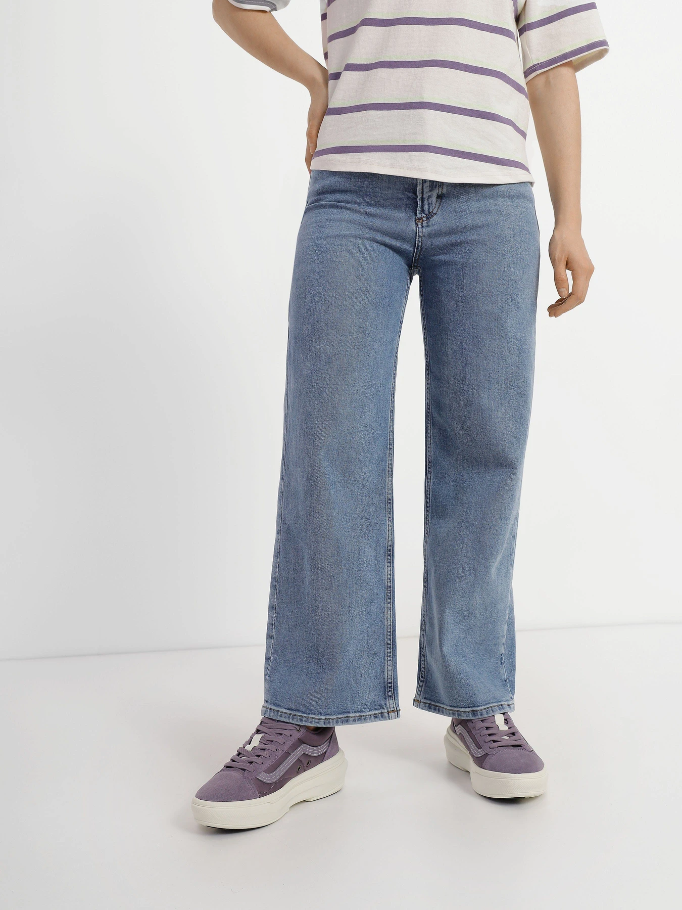 Кеды Vans OLD SKOOL OVERT PLUS CC модель VN0005WJZUI1 Кеды Vans OLD SKOOL OVERT PLUS CC модель VN0005WJZUI1 Фото