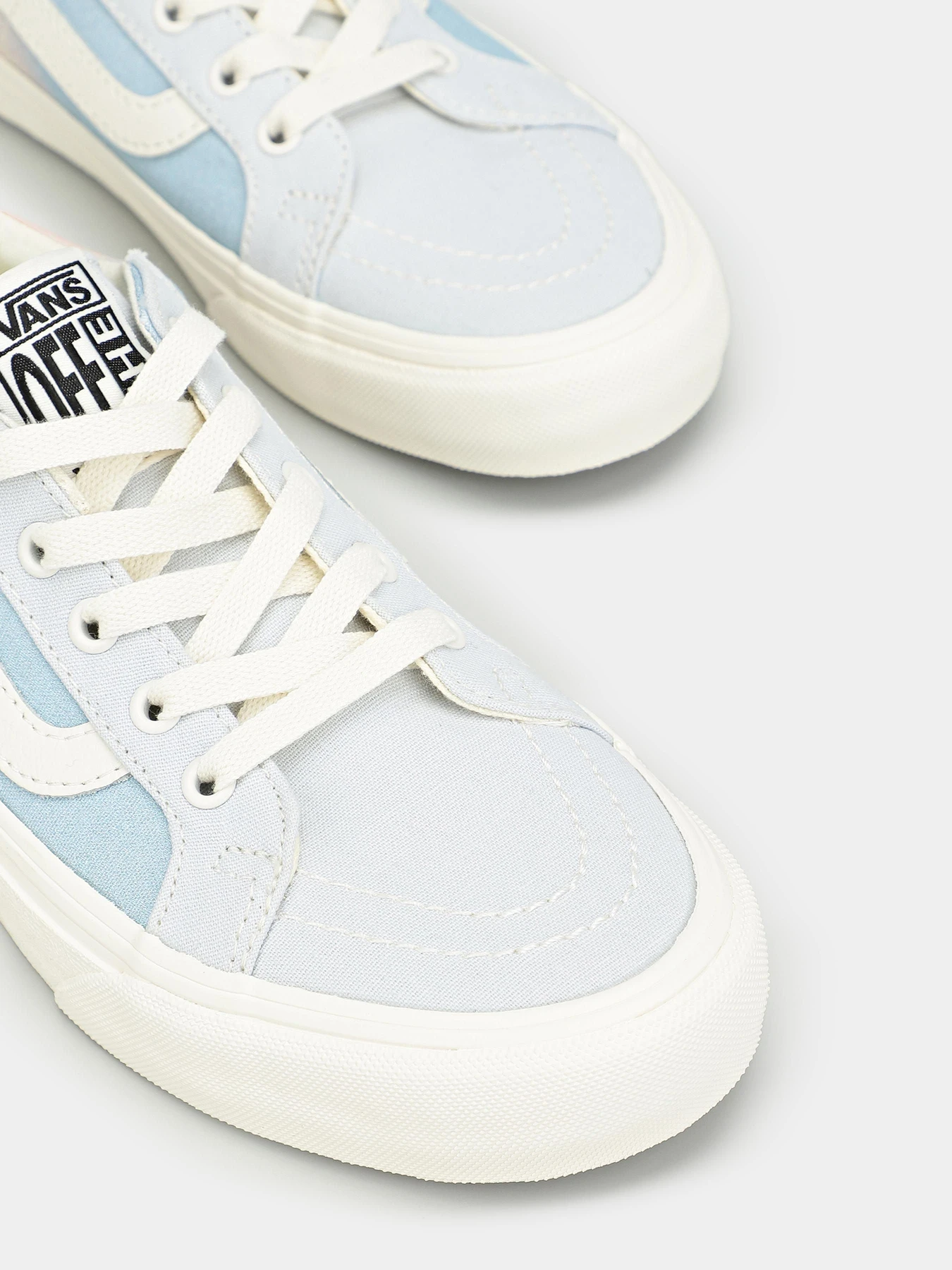 Кеды Vans Sk8-Low Reissue VR3 модель VN0007R14481 Кеды Vans Sk8-Low Reissue VR3 модель VN0007R14481 Фото