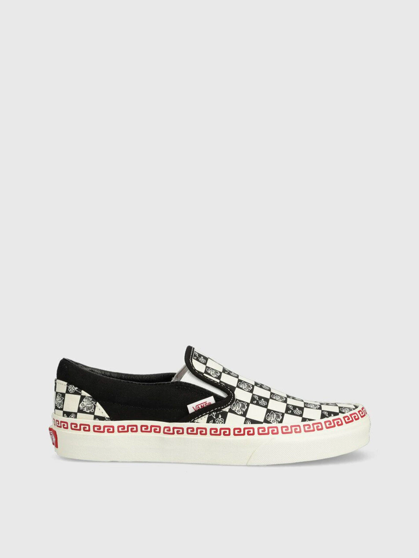 Слипоны и мокасины Vans Classic модель VN0A5JLXBMA1 Слипоны и мокасины Vans Classic модель VN0A5JLXBMA1 Фото