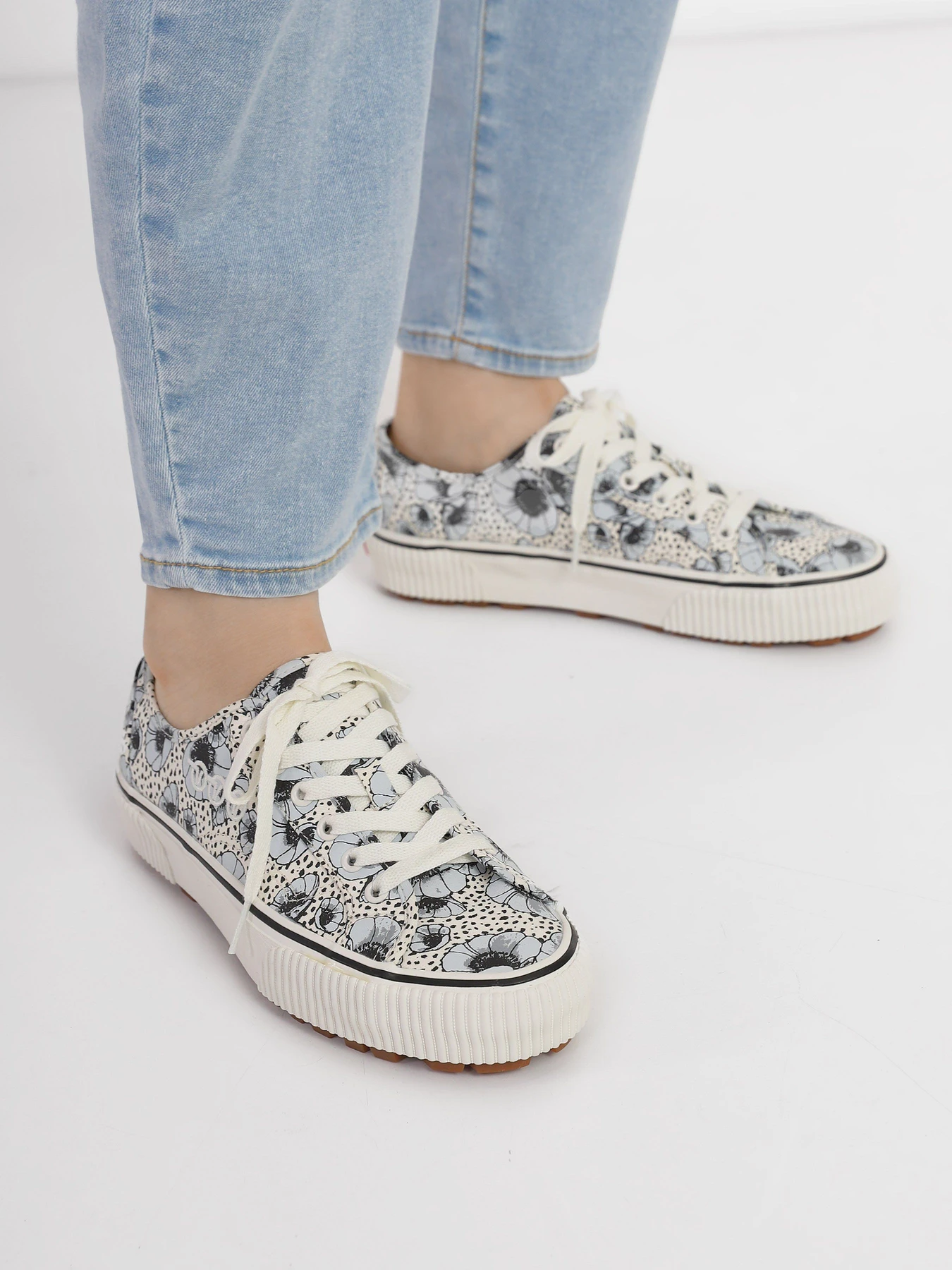 Кеди Vans Animal Floral Authentic VR3 SF модель VN0A4BXHY6Z1 Кеди Vans Animal Floral Authentic VR3 SF модель VN0A4BXHY6Z1 Фото