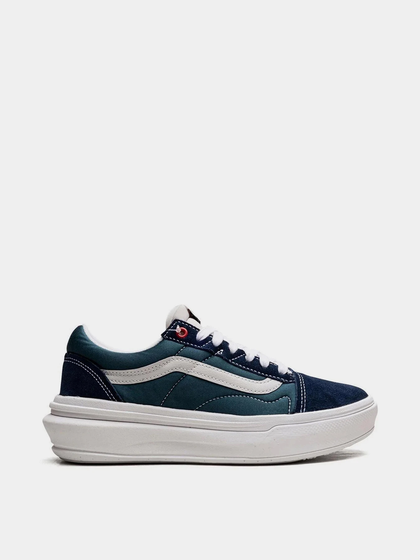 Кеды Vans OLD SKOOL OVERT модель VN0A7Q5EY271 Кеды Vans OLD SKOOL OVERT модель VN0A7Q5EY271 Фото
