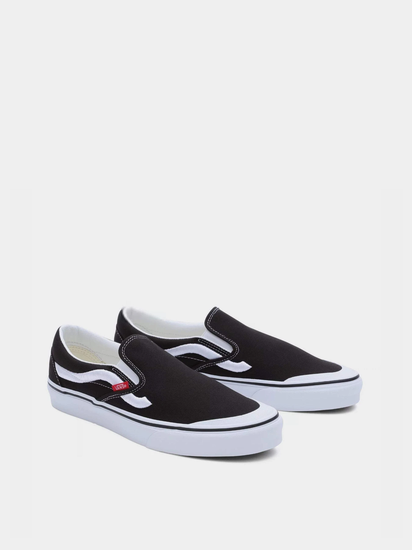 Сліпони та мокасини Vans Classic Slip-On модель VN000BW36BT1 Сліпони та мокасини Vans Classic Slip-On модель VN000BW36BT1 Фото