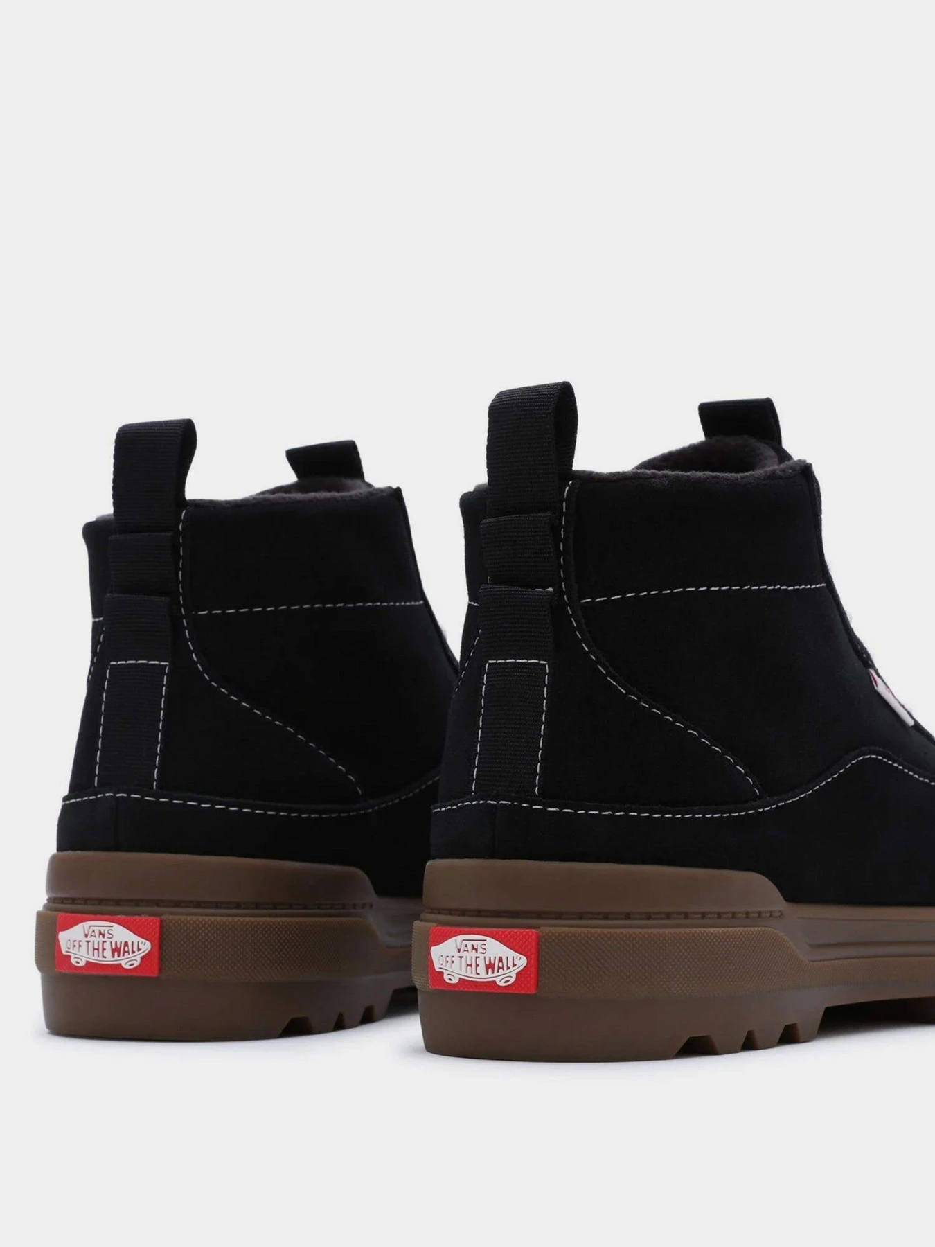 Ботинки и сапоги Vans Colfax Boot MTE-1 модель VN000BCGW9Q1 Ботинки и сапоги Vans Colfax Boot MTE-1 модель VN000BCGW9Q1 Фото