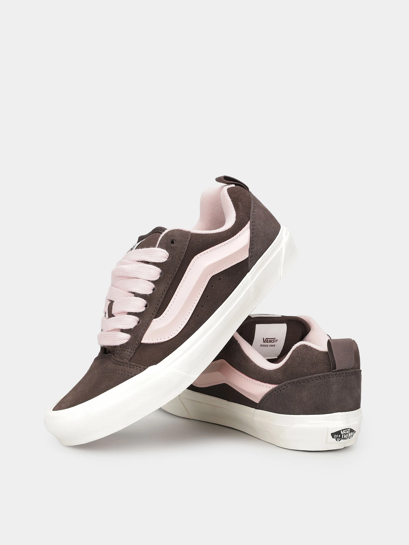 Кеды Vans Knu Skool модель VN000D75O3N1 Кеды Vans Knu Skool модель VN000D75O3N1 Фото