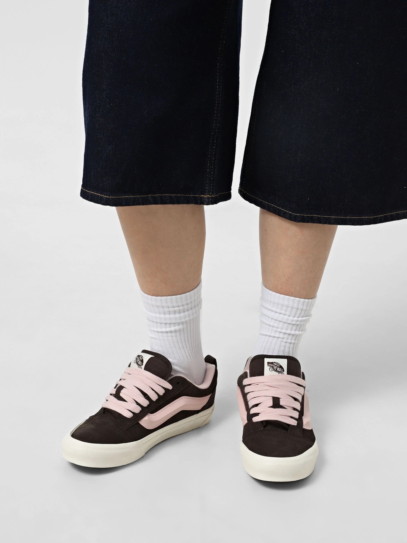 Кеды Vans Knu Skool модель VN000D75O3N1 Кеды Vans Knu Skool модель VN000D75O3N1 Фото