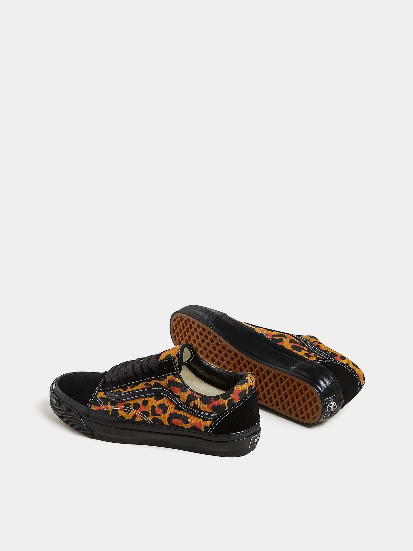 Кеды Vans Premium Old Skool модель VN000D56BKA1 Кеды Vans Premium Old Skool модель VN000D56BKA1 Фото