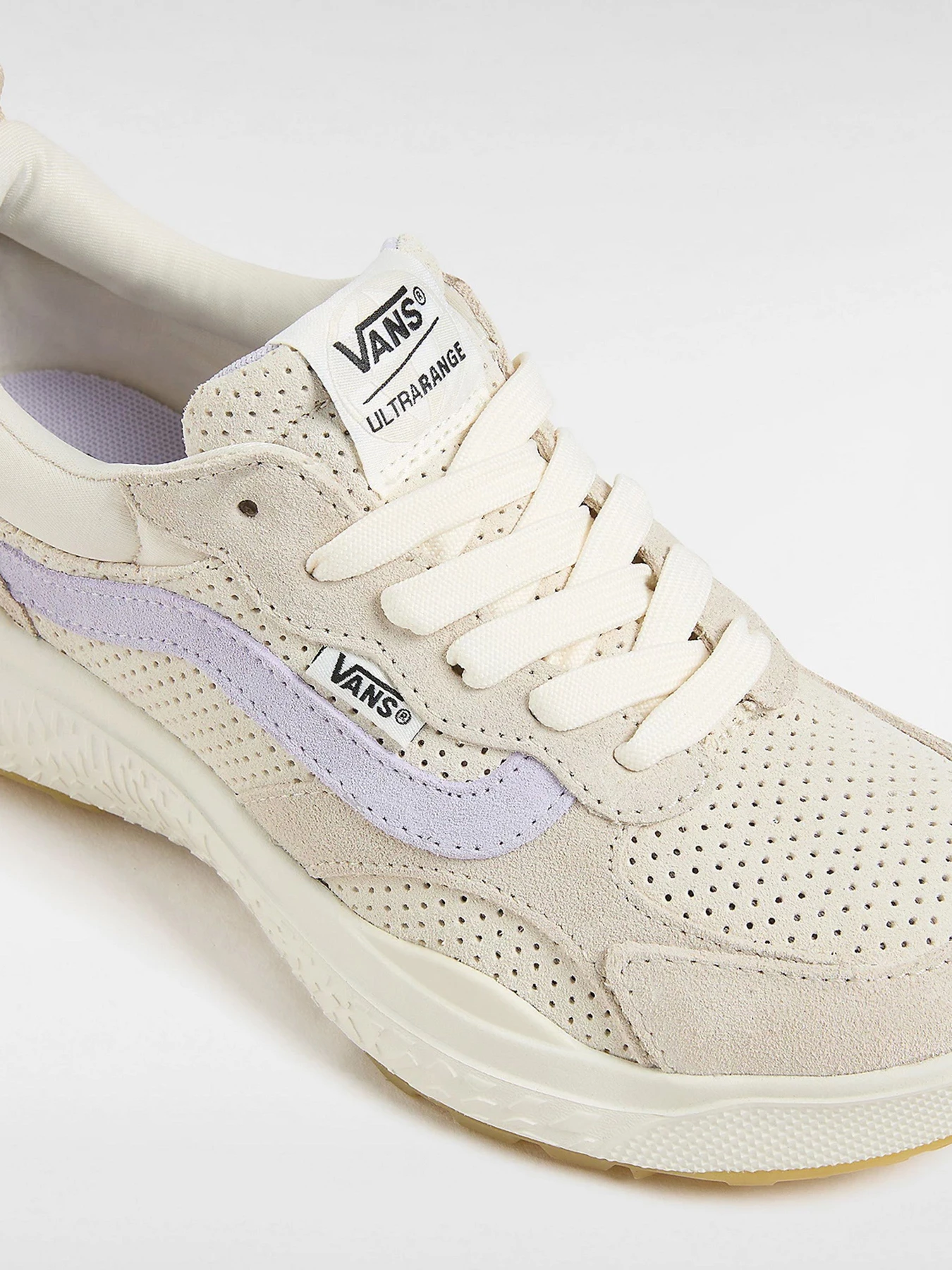 Кросівки Vans MTE UltraRange Neo VR3 модель VN000CWEWHP1 Кросівки Vans MTE UltraRange Neo VR3 модель VN000CWEWHP1 Фото