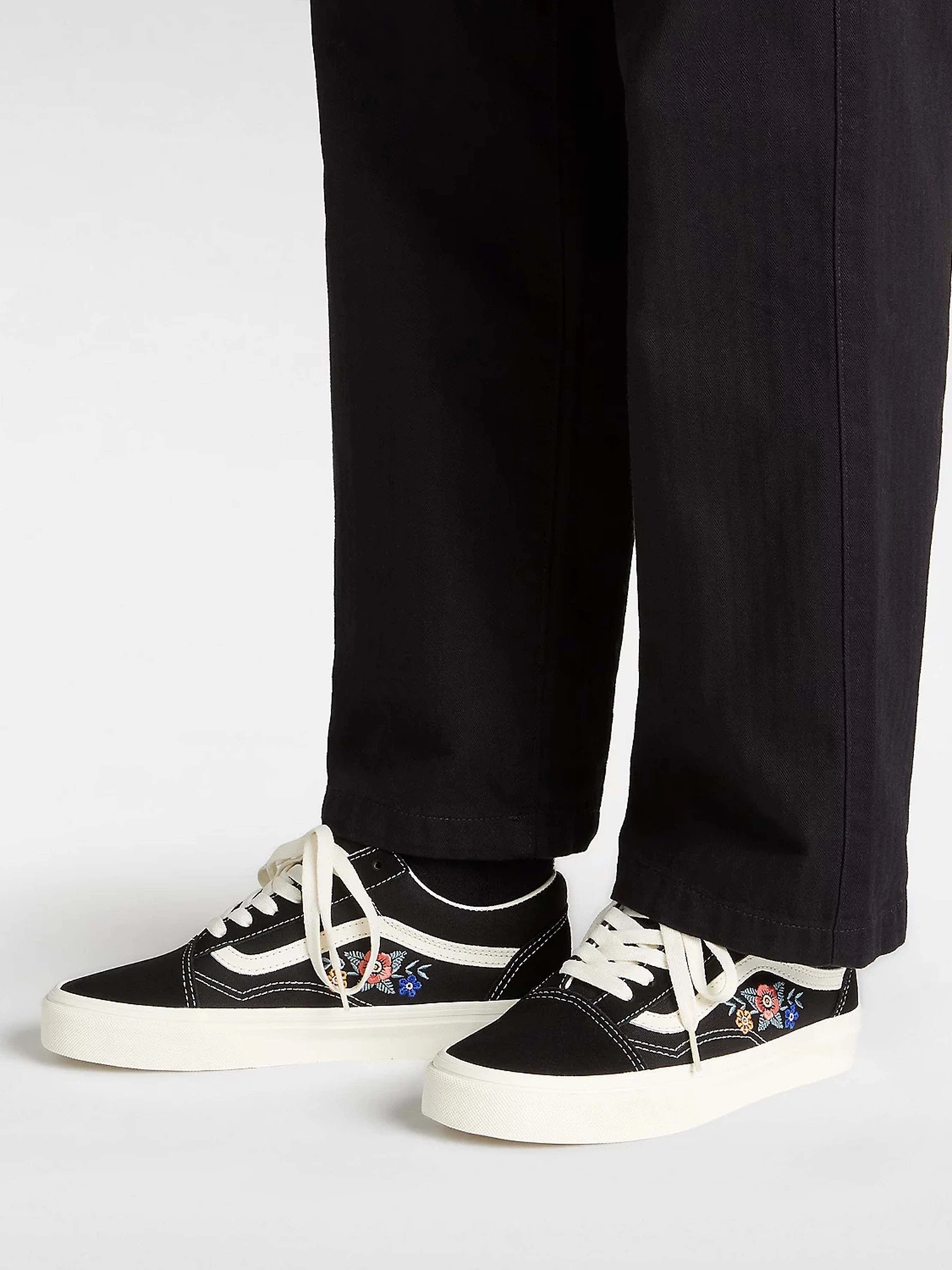 Кеды Vans Old Skool модель VN000D7ZF2B1 Кеды Vans Old Skool модель VN000D7ZF2B1 Фото
