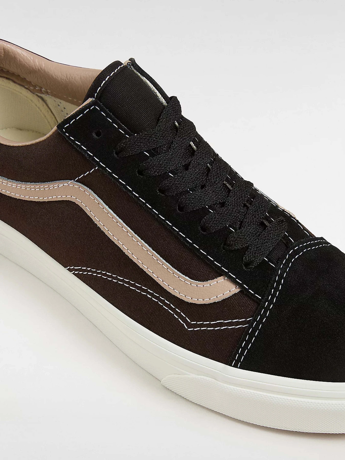 Кеды Vans Old Skool модель VN000D7ZYS81 Кеды Vans Old Skool модель VN000D7ZYS81 Фото