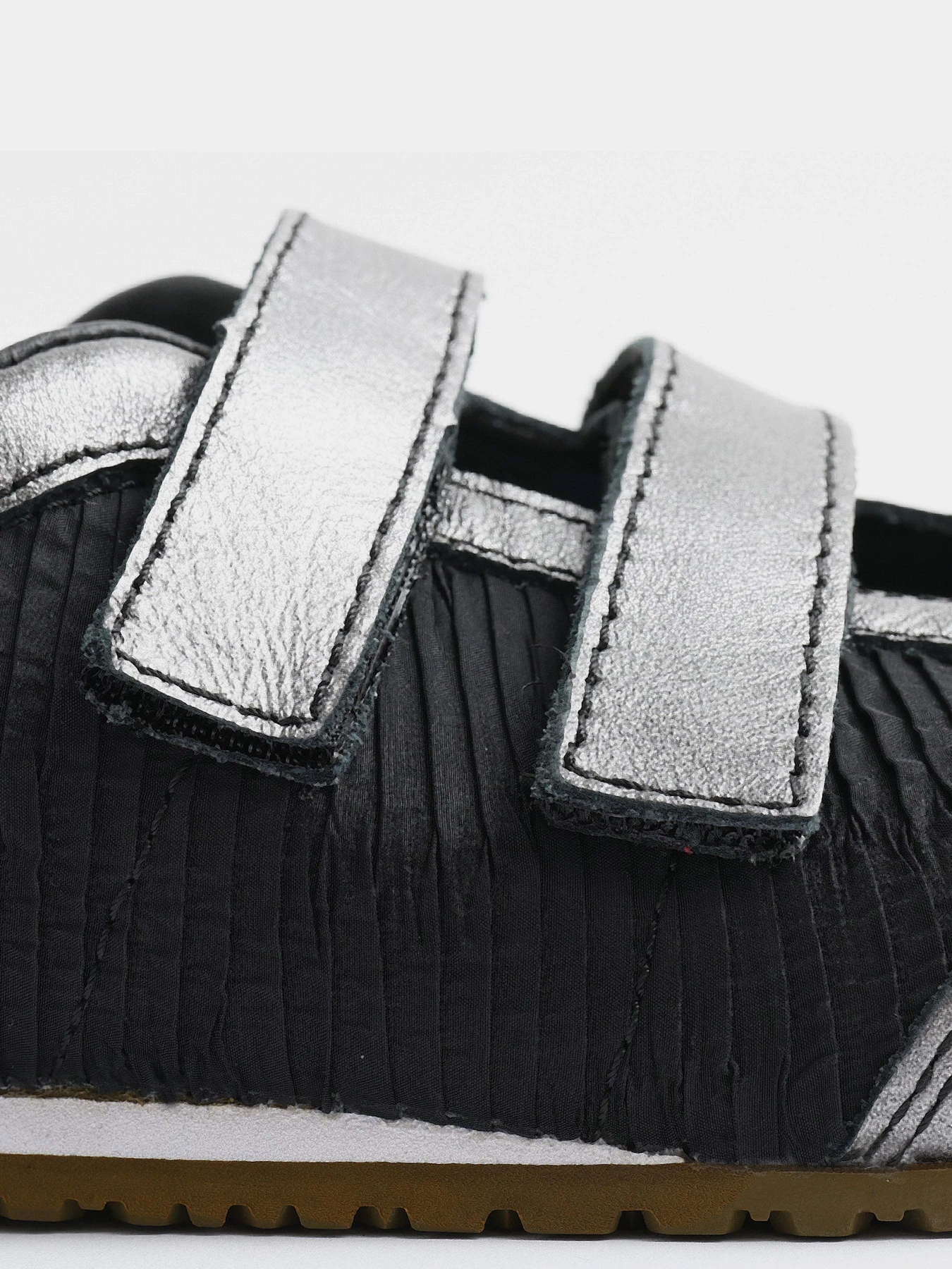 Туфли и лоферы Vans LX MARY JANE SLP модель VN000D9GBLK1 Туфли и лоферы Vans LX MARY JANE SLP модель VN000D9GBLK1 Фото