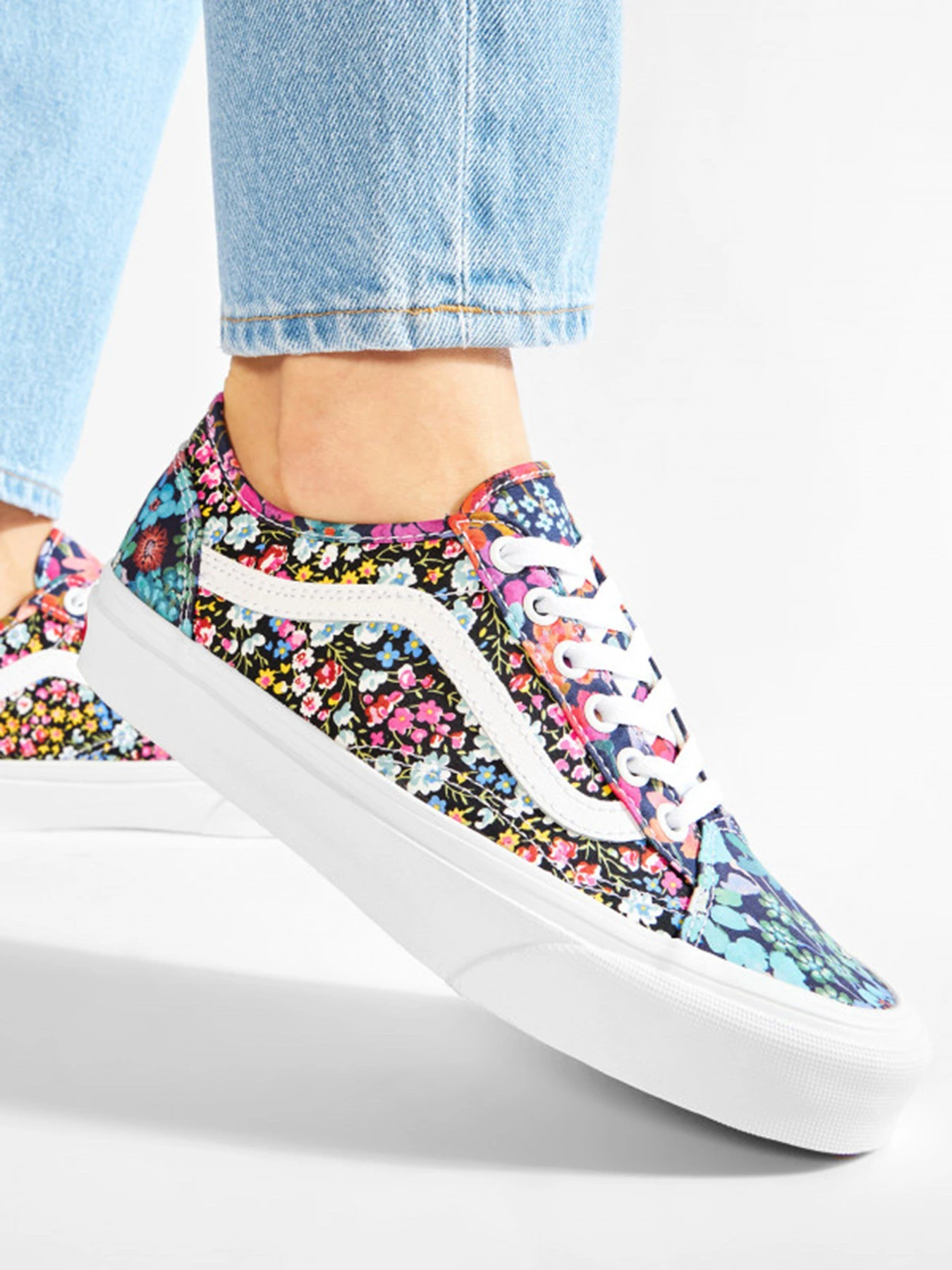 Кеды Vans Old Skool Tapered модель VN0A54F44TR1 Кеды Vans Old Skool Tapered модель VN0A54F44TR1 Фото