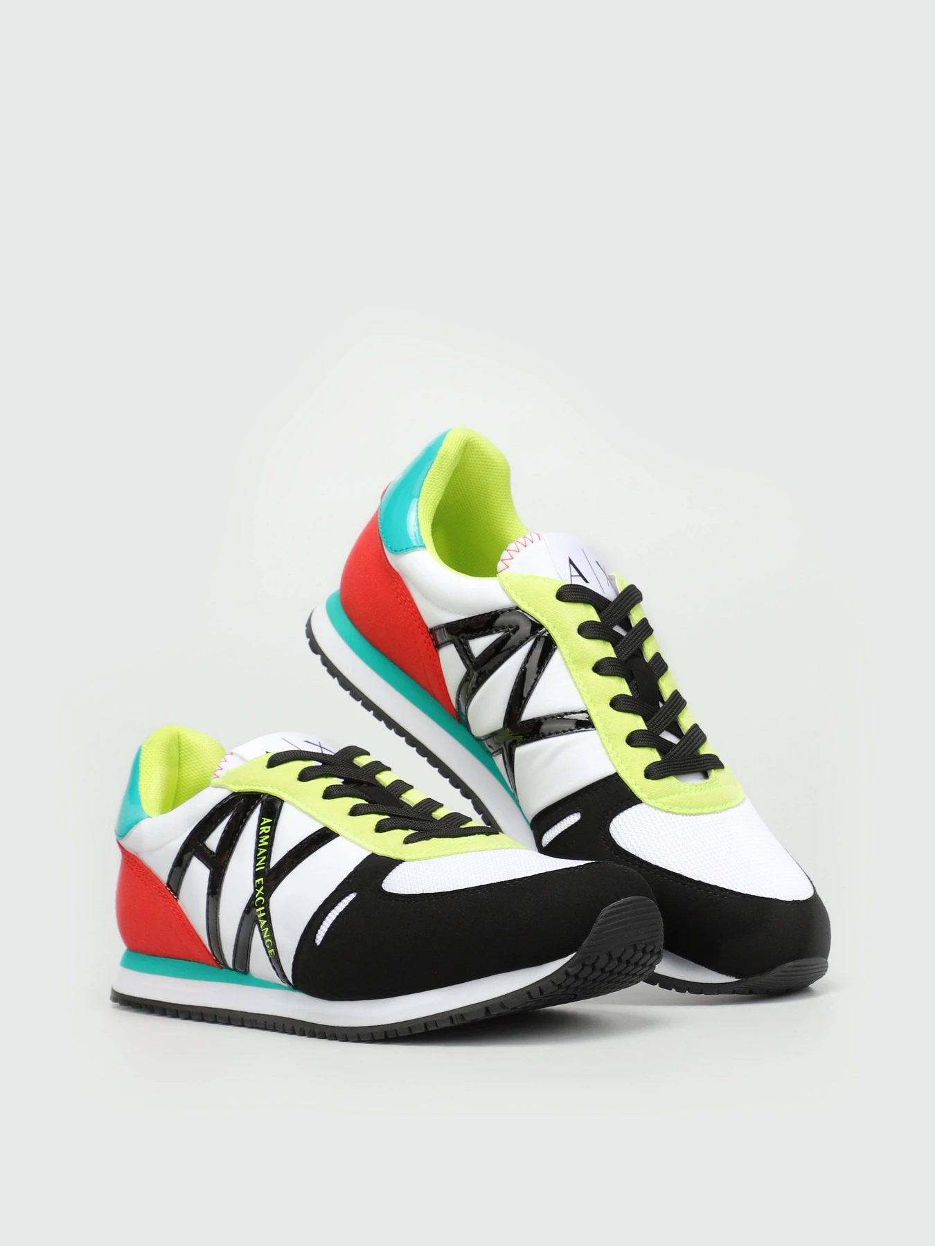 Кроссовки Armani Exchange модель XDX031-XCC62-K512 Фото