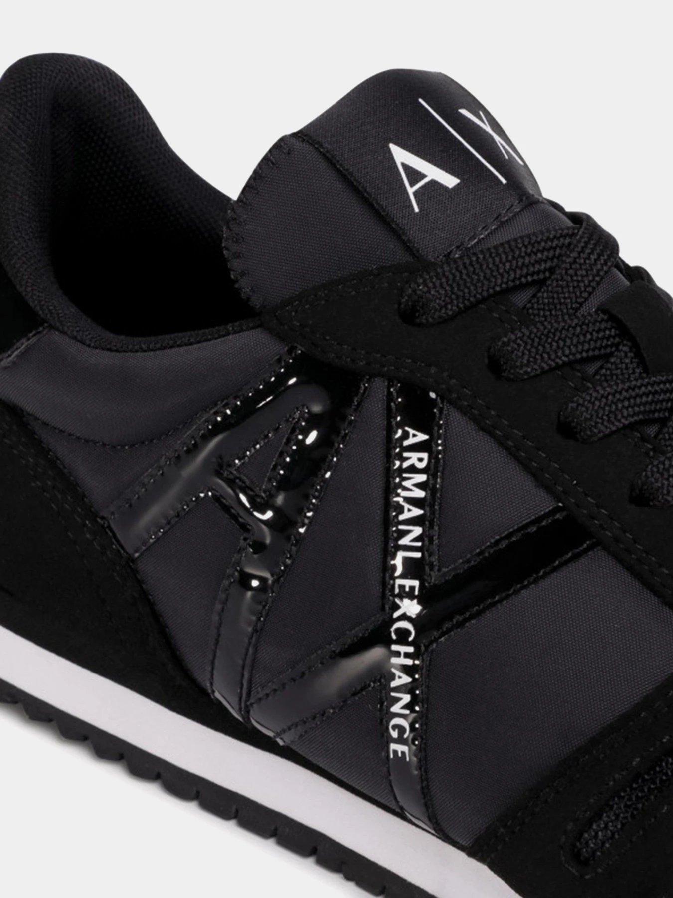 Кросівки Armani Exchange модель XDX031-XCC62-00002 Кросівки Armani Exchange модель XDX031-XCC62-00002 Фото