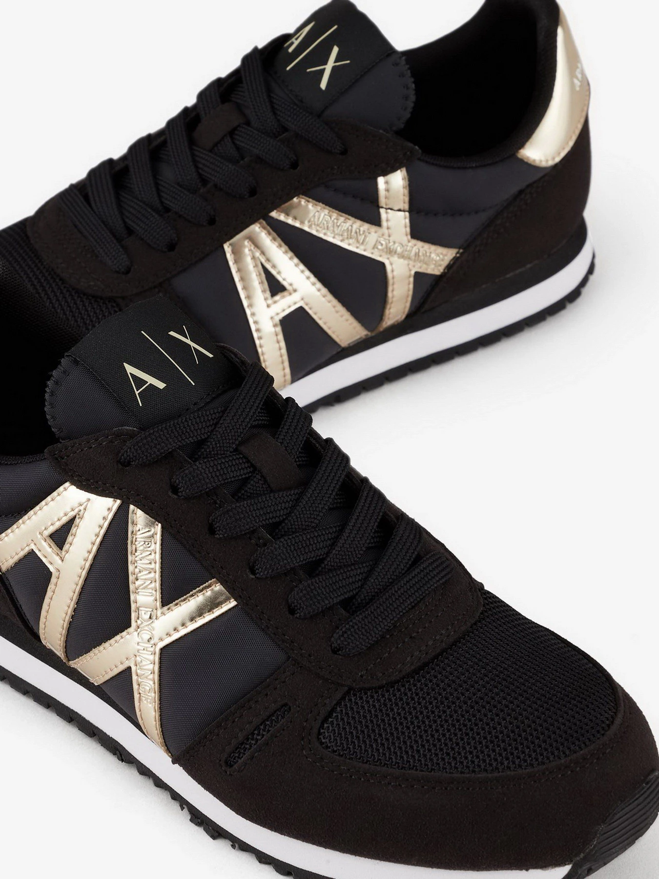 Кросівки Armani Exchange модель XDX031-XV137-N692 Фото