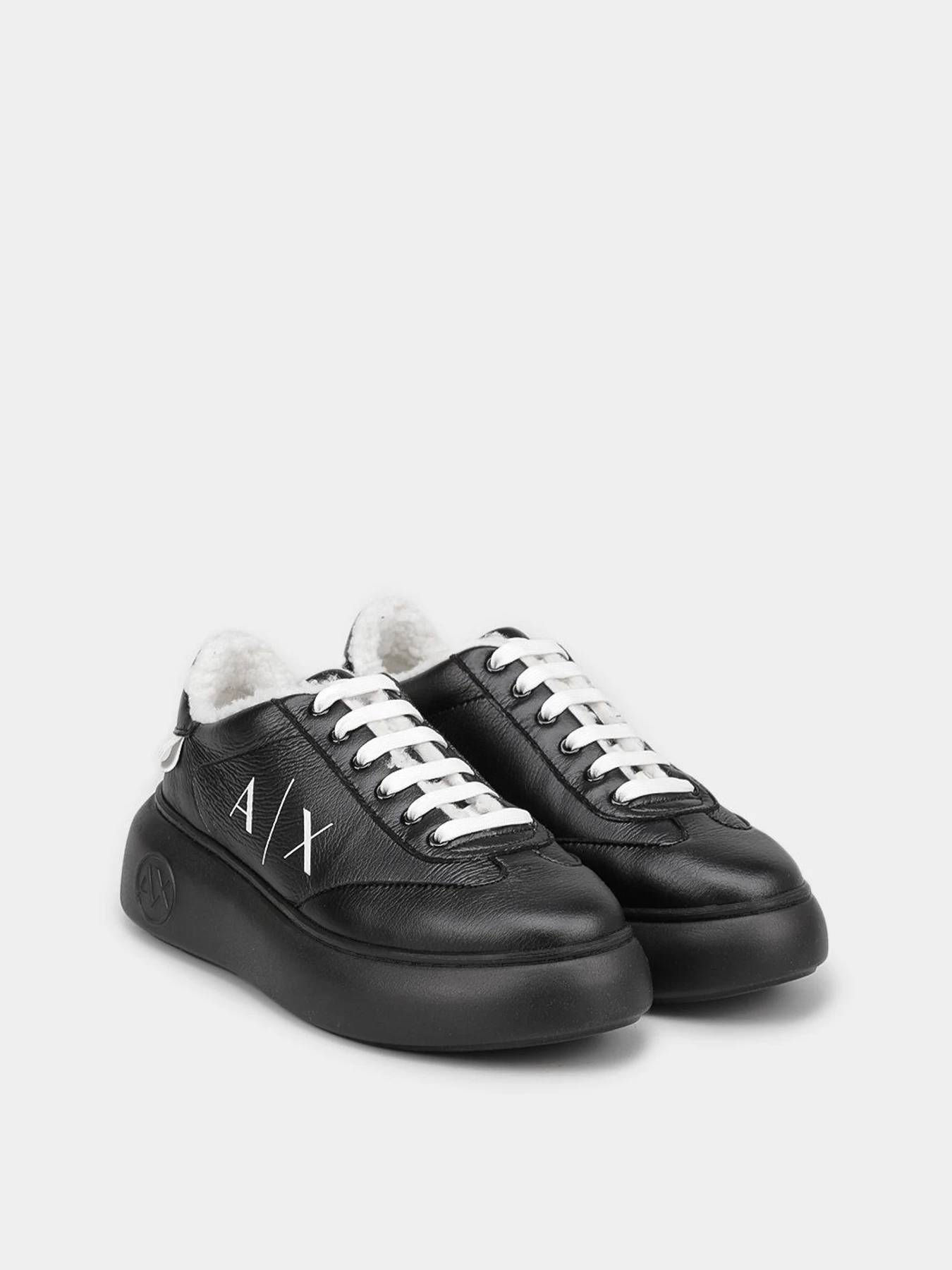 Кроссовки Armani Exchange модель XDX067-XV399-00002 Кроссовки Armani Exchange модель XDX067-XV399-00002 Фото