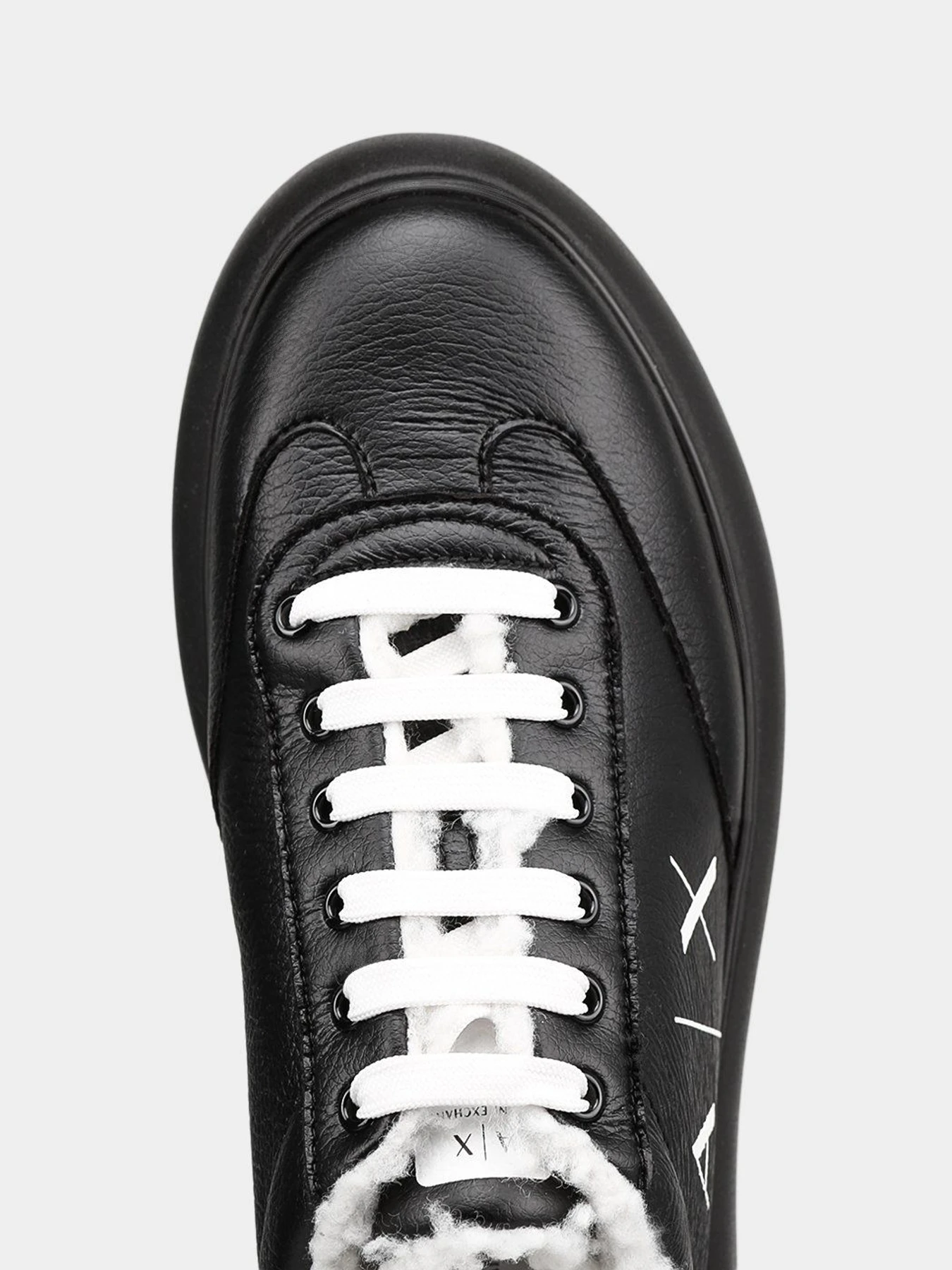 Кроссовки Armani Exchange модель XDX067-XV399-00002 Кроссовки Armani Exchange модель XDX067-XV399-00002 Фото