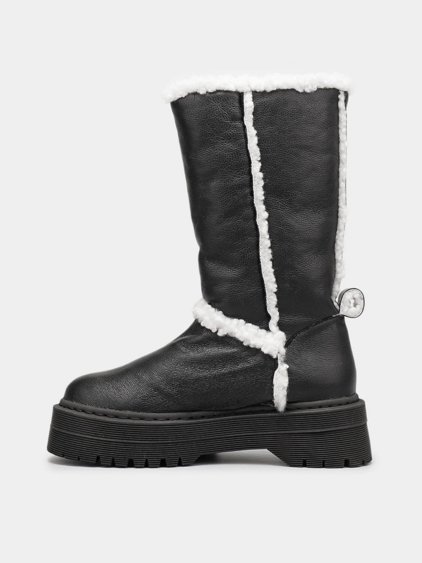 Ботинки и сапоги Armani Exchange модель XDO007-XV401-N642 Фото