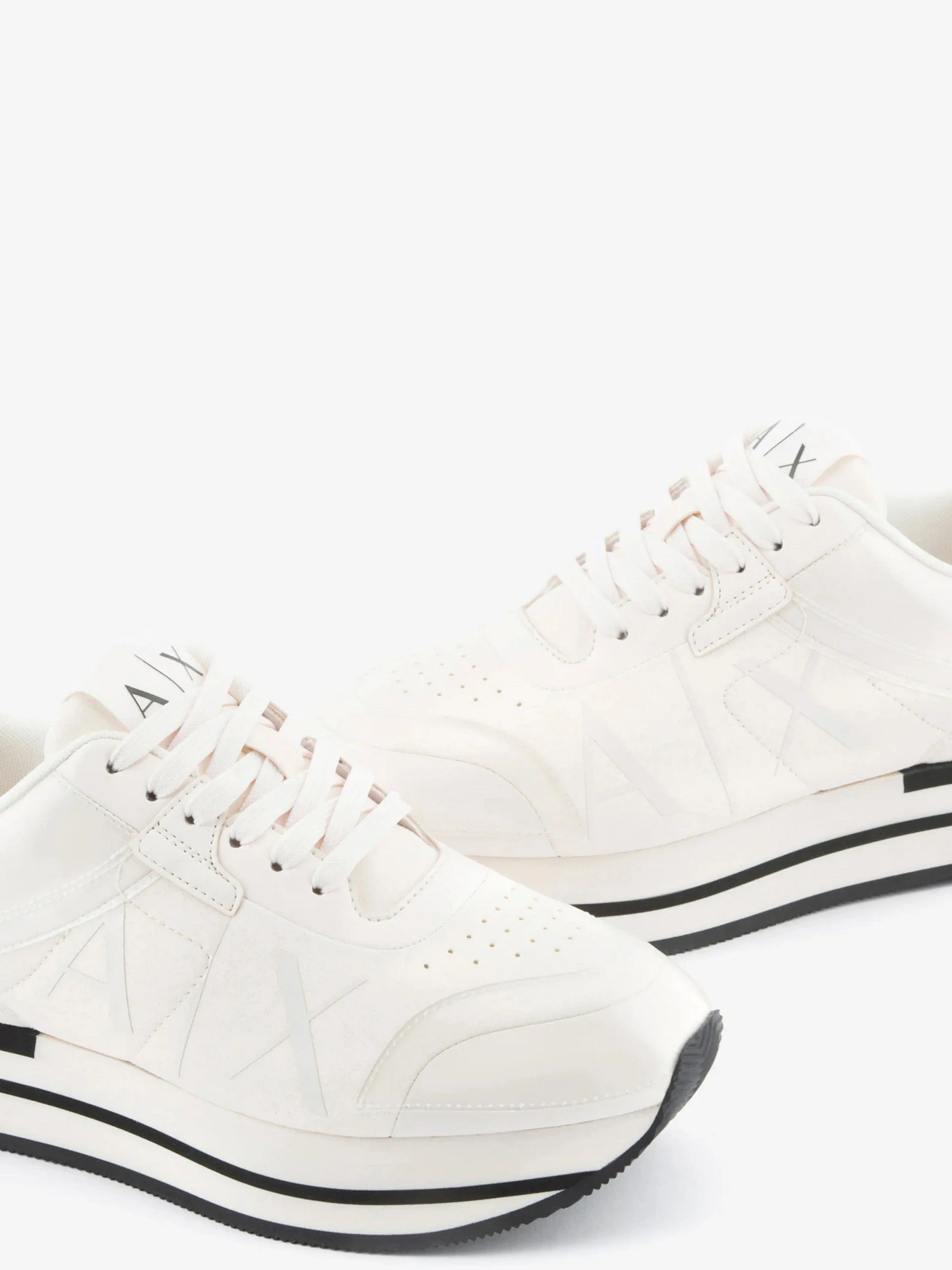 Кросівки Armani Exchange модель XDX085-XV587-M801 Кросівки Armani Exchange модель XDX085-XV587-M801 Фото