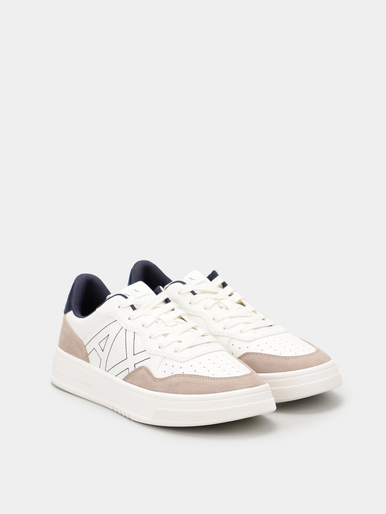 Кроссовки Armani Exchange модель XDX103-XV579-S030 Фото