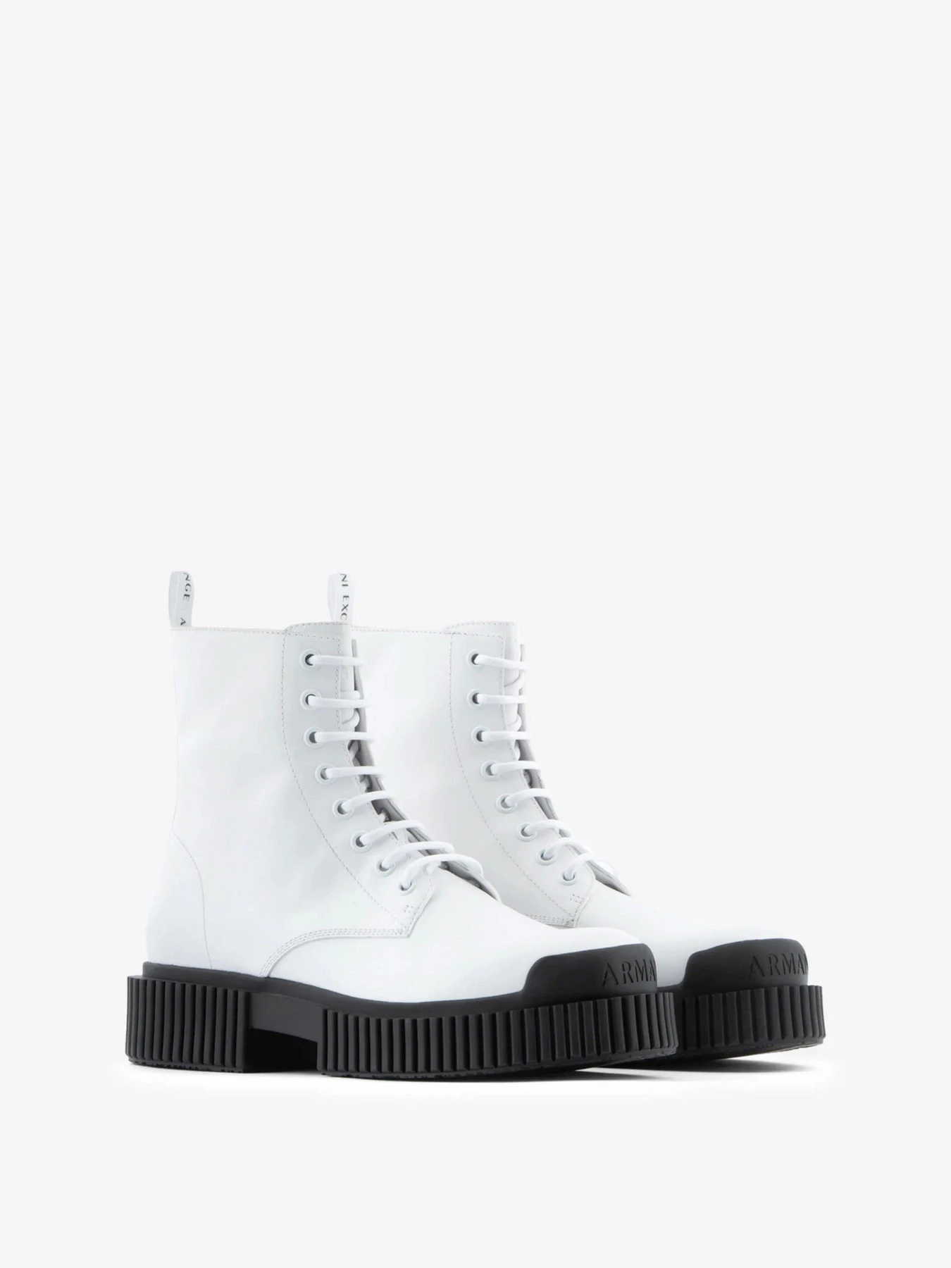 Ботинки и сапоги Armani Exchange модель XDM005-XV628-00001 Ботинки и сапоги Armani Exchange модель XDM005-XV628-00001 Фото