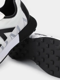 Кроссовки Armani Exchange модель XDX110-XV589-Q491 Фото