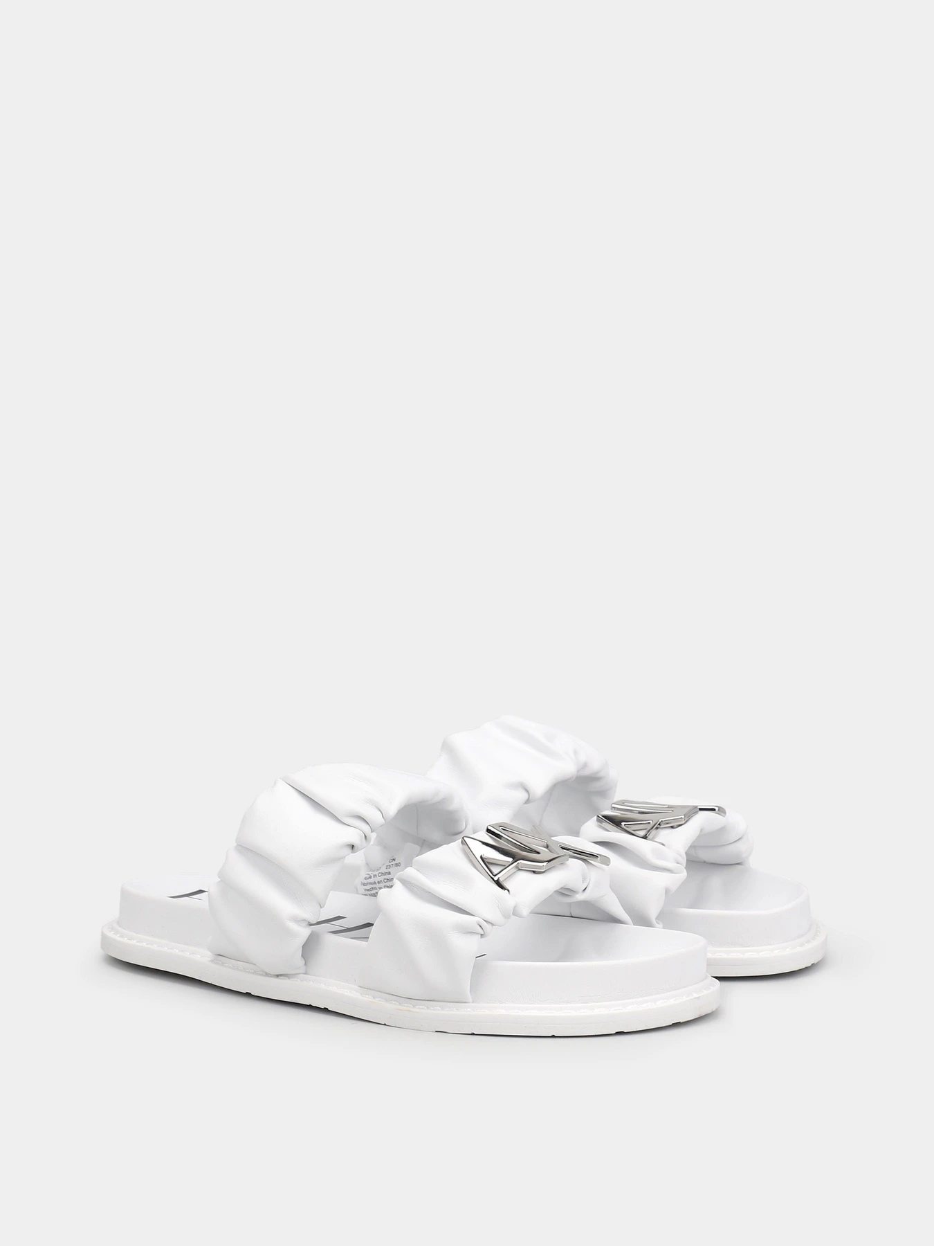 Шльопанці Armani Exchange модель XDP040-XV705-N069 Шльопанці Armani Exchange модель XDP040-XV705-N069 Фото