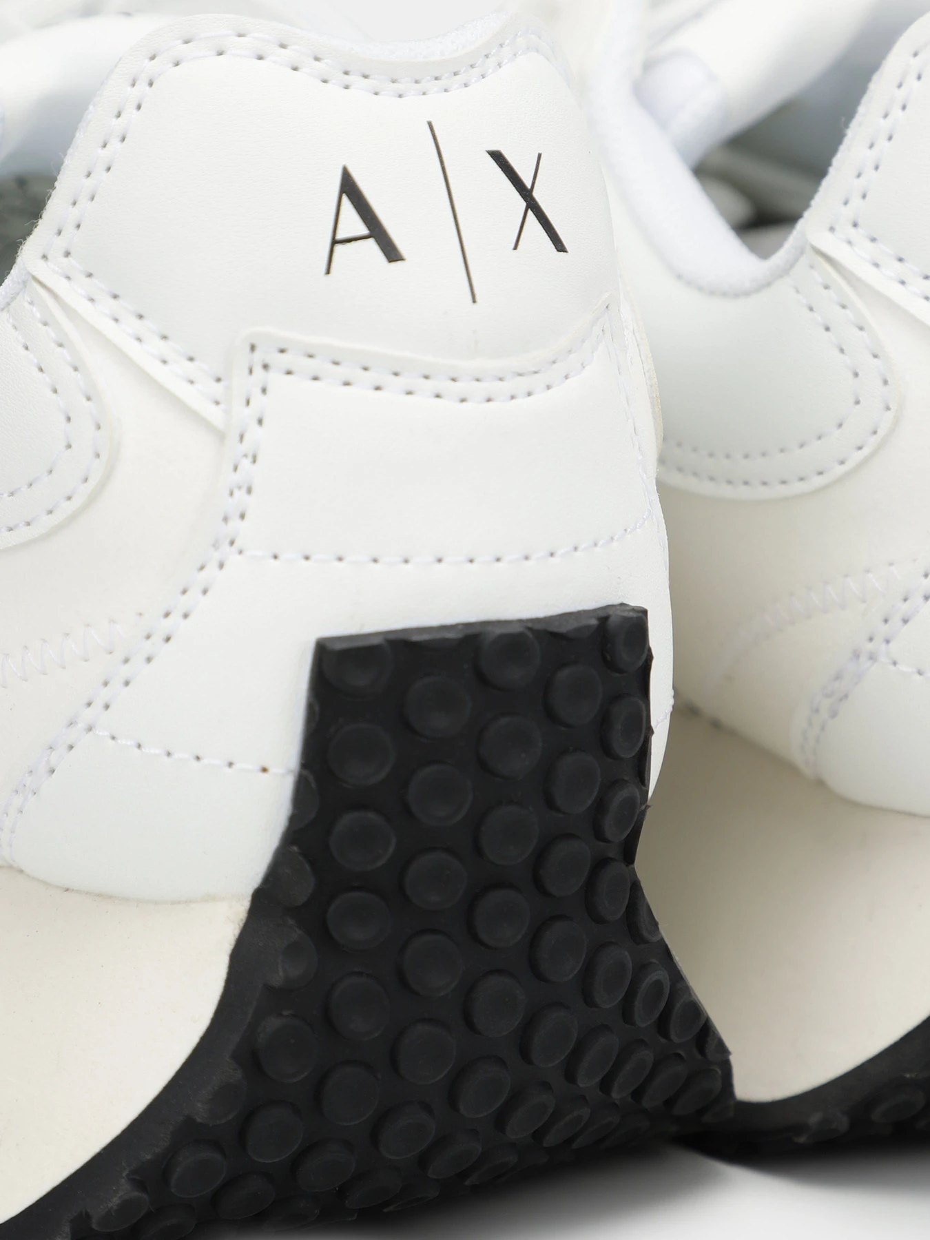 Кросівки Armani Exchange модель XDX121-XV709-N582 Фото
