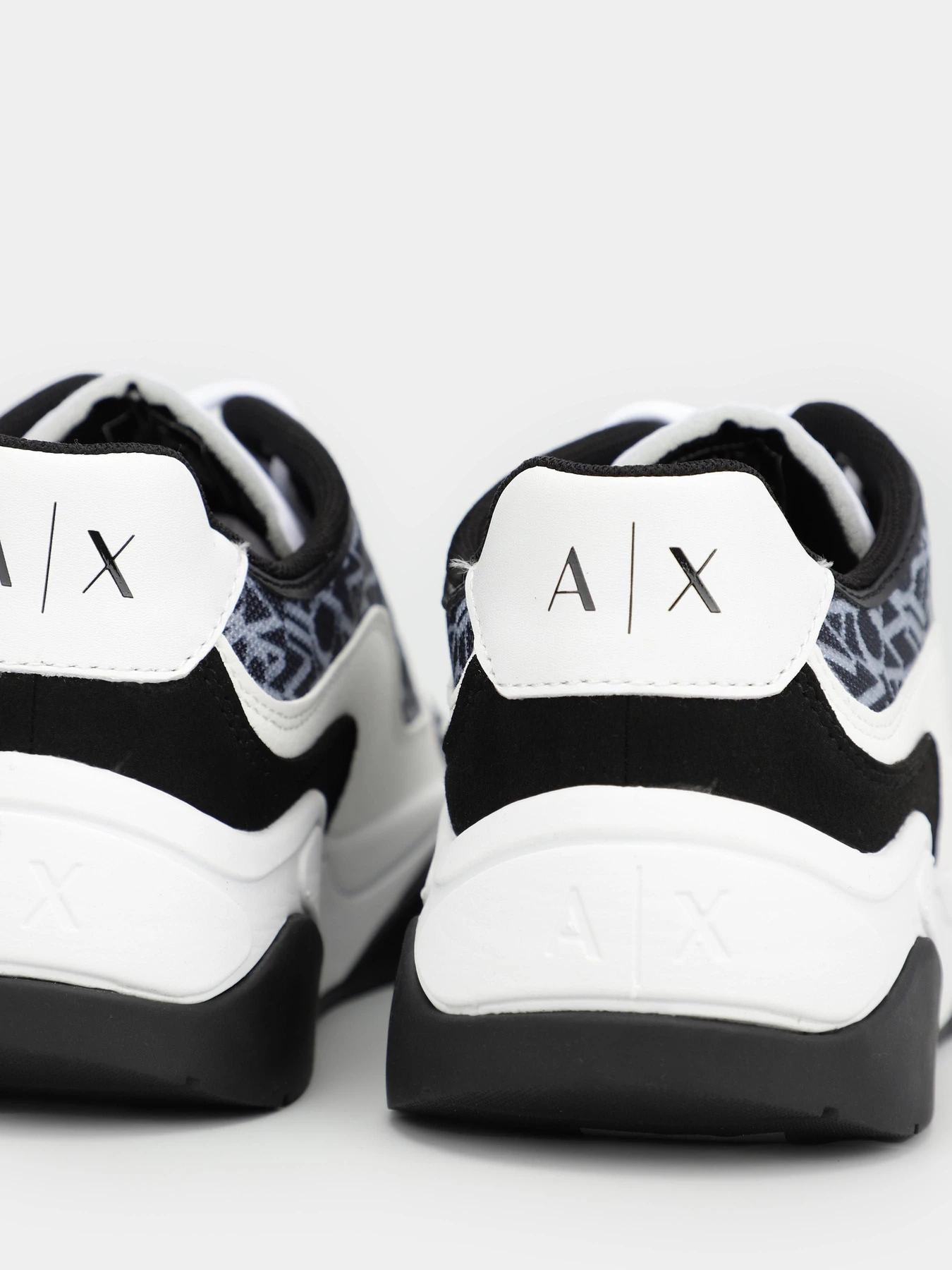 Кроссовки Armani Exchange модель XDX123-XV712-N642 Кроссовки Armani Exchange модель XDX123-XV712-N642 Фото
